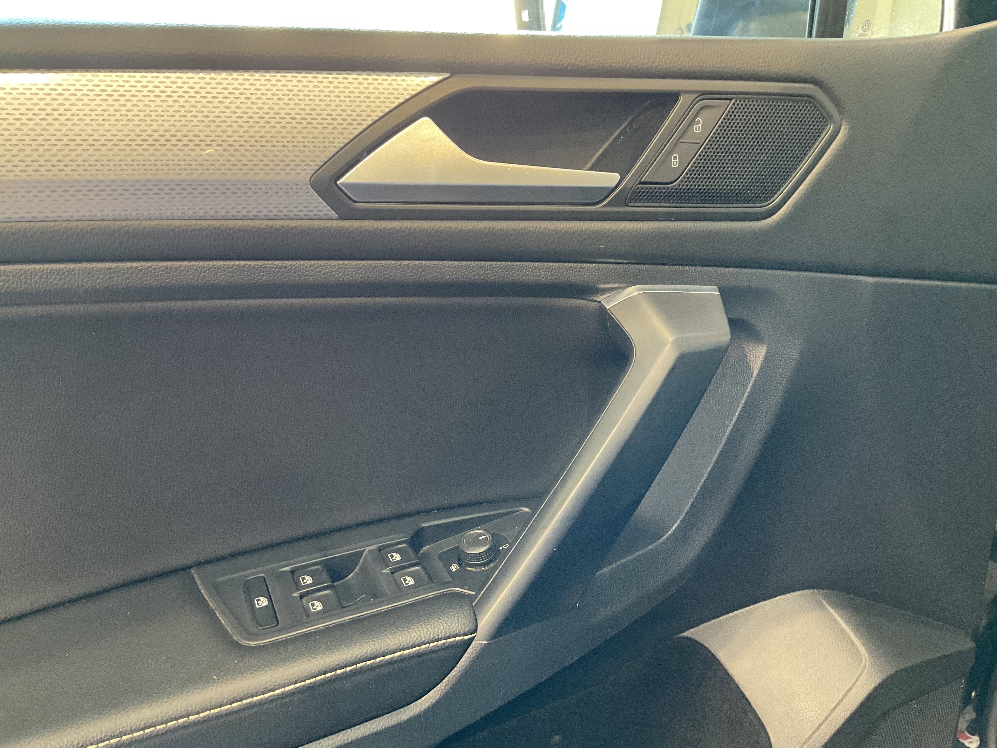 2022 Volkswagen Tiguan S