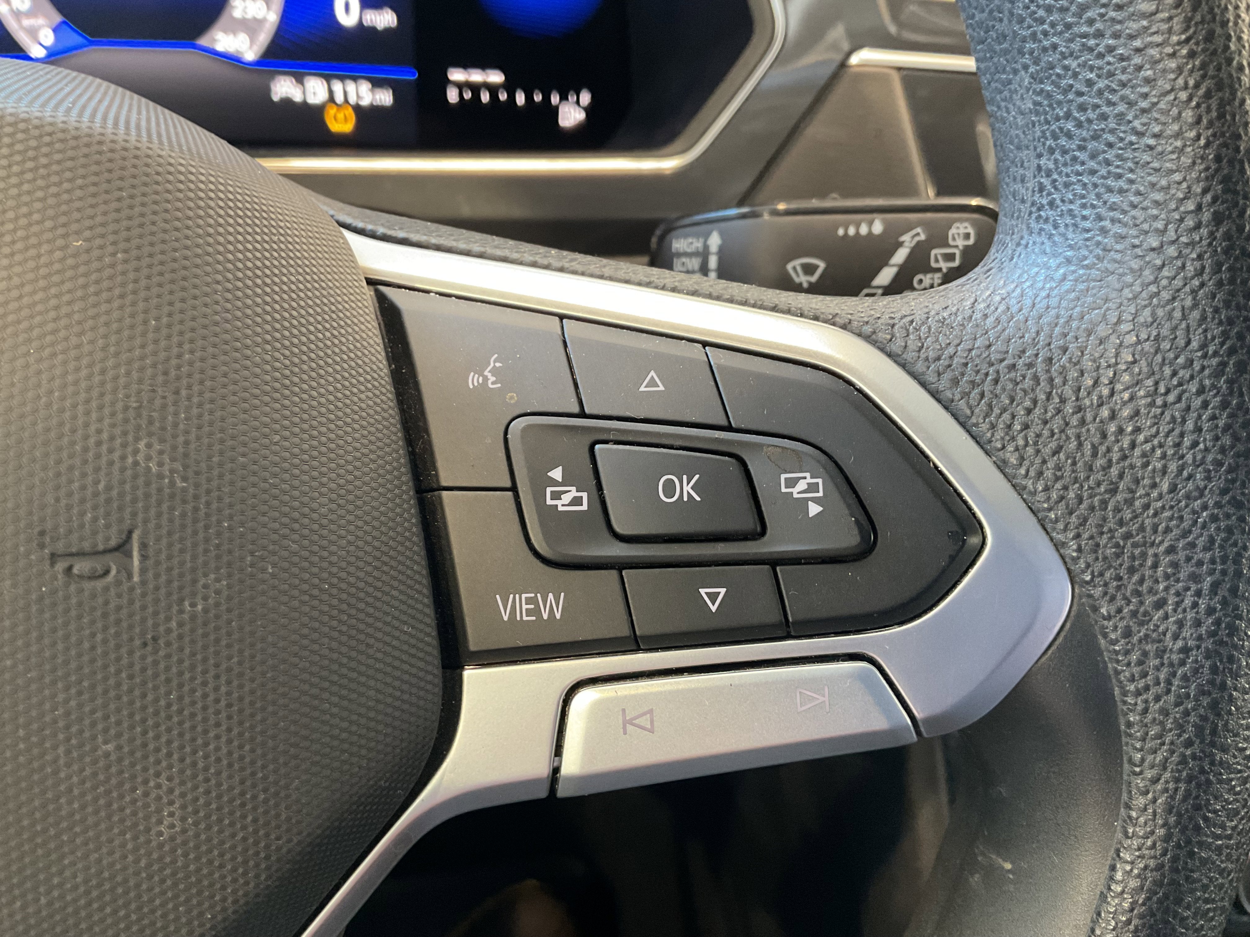 2022 Volkswagen Tiguan S