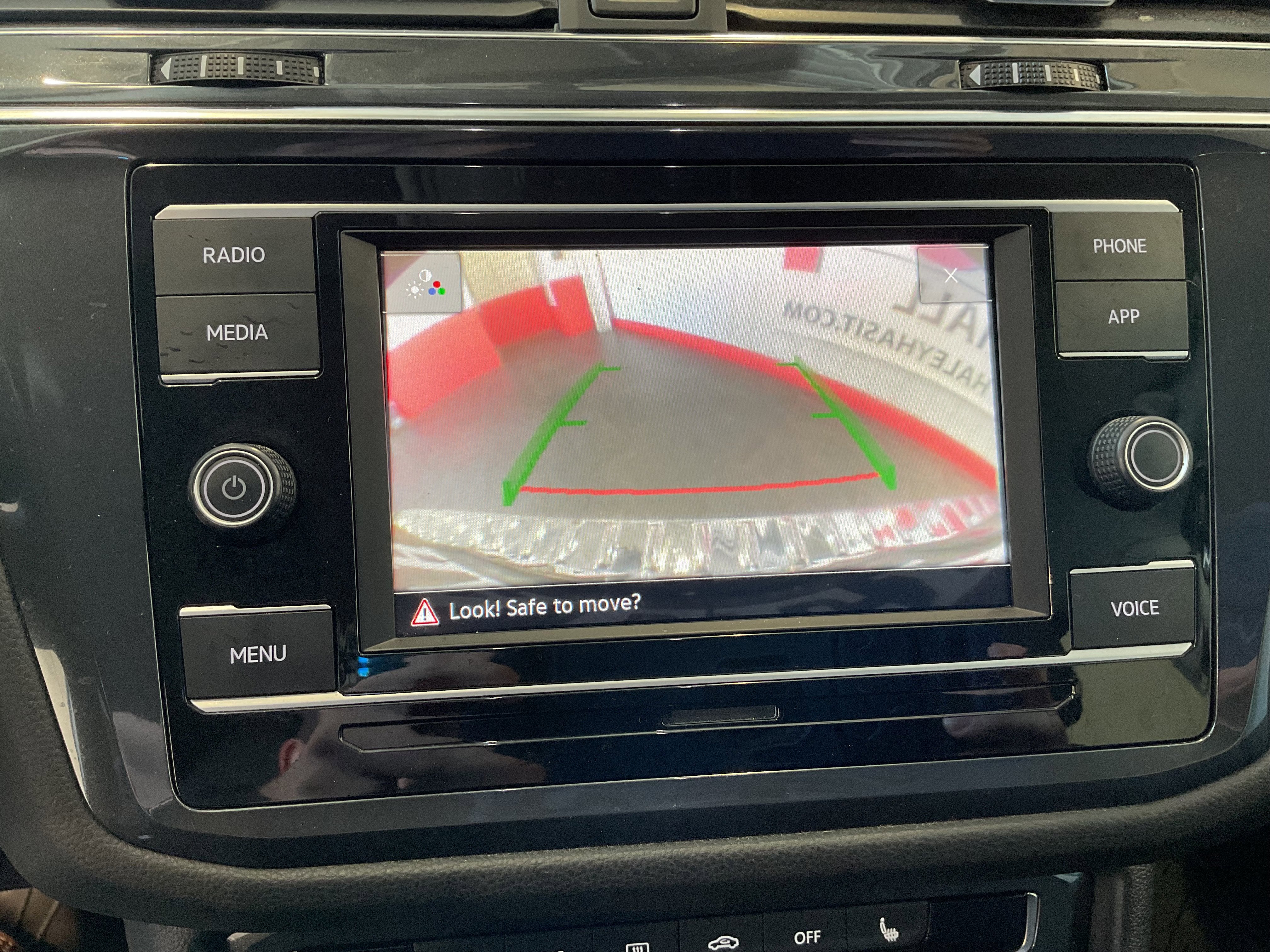 2022 Volkswagen Tiguan S