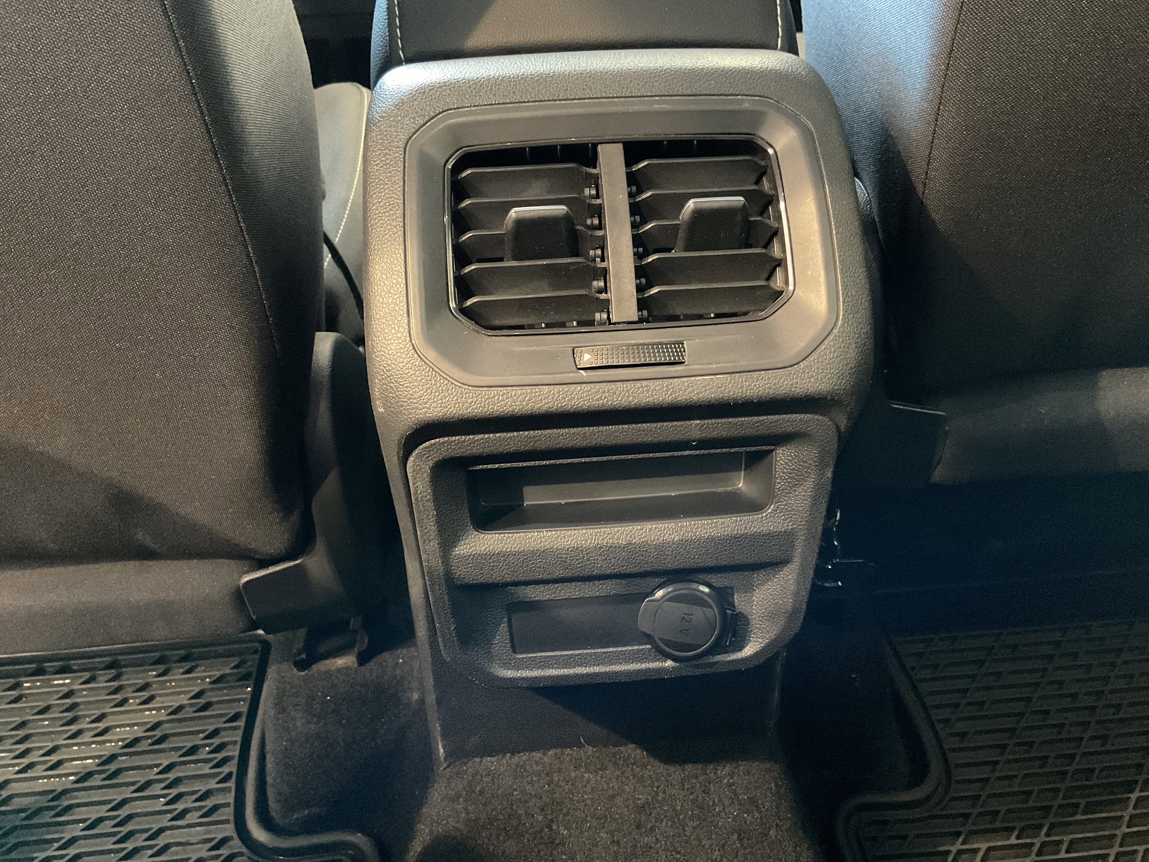 2022 Volkswagen Tiguan S