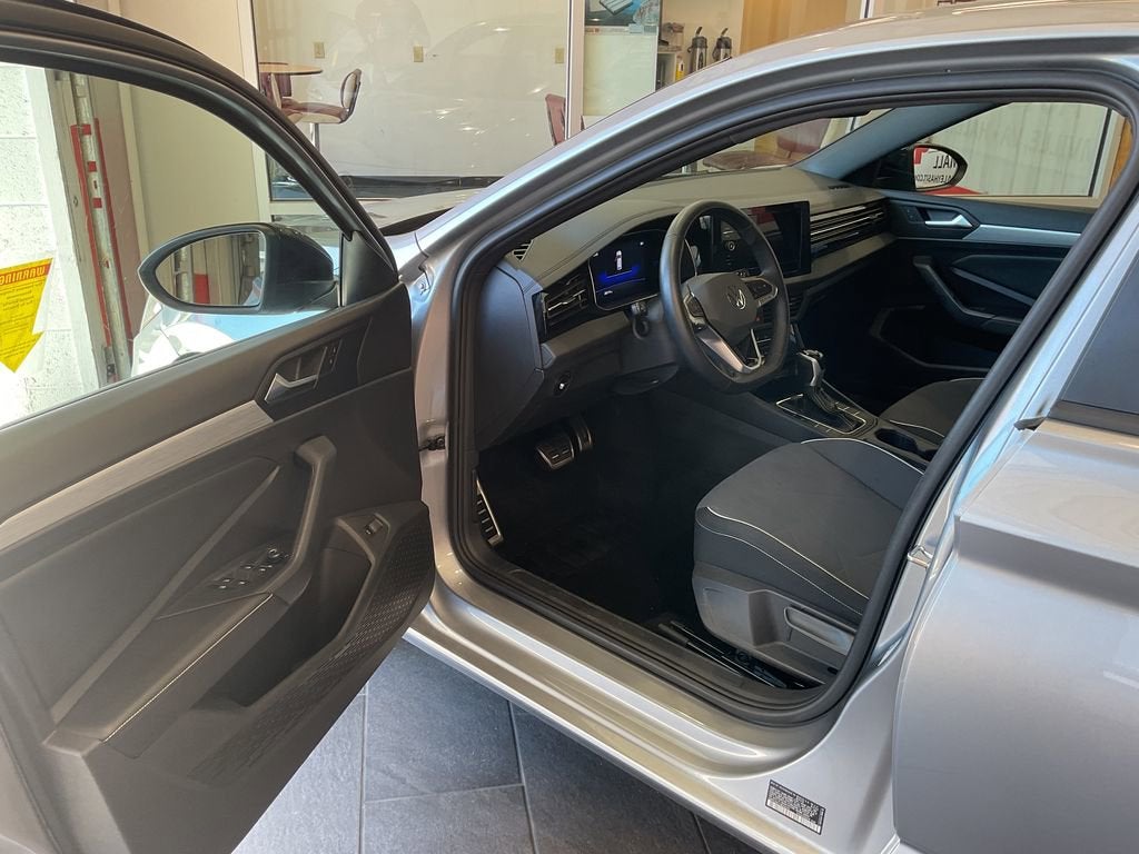 2025 Volkswagen Jetta Sport