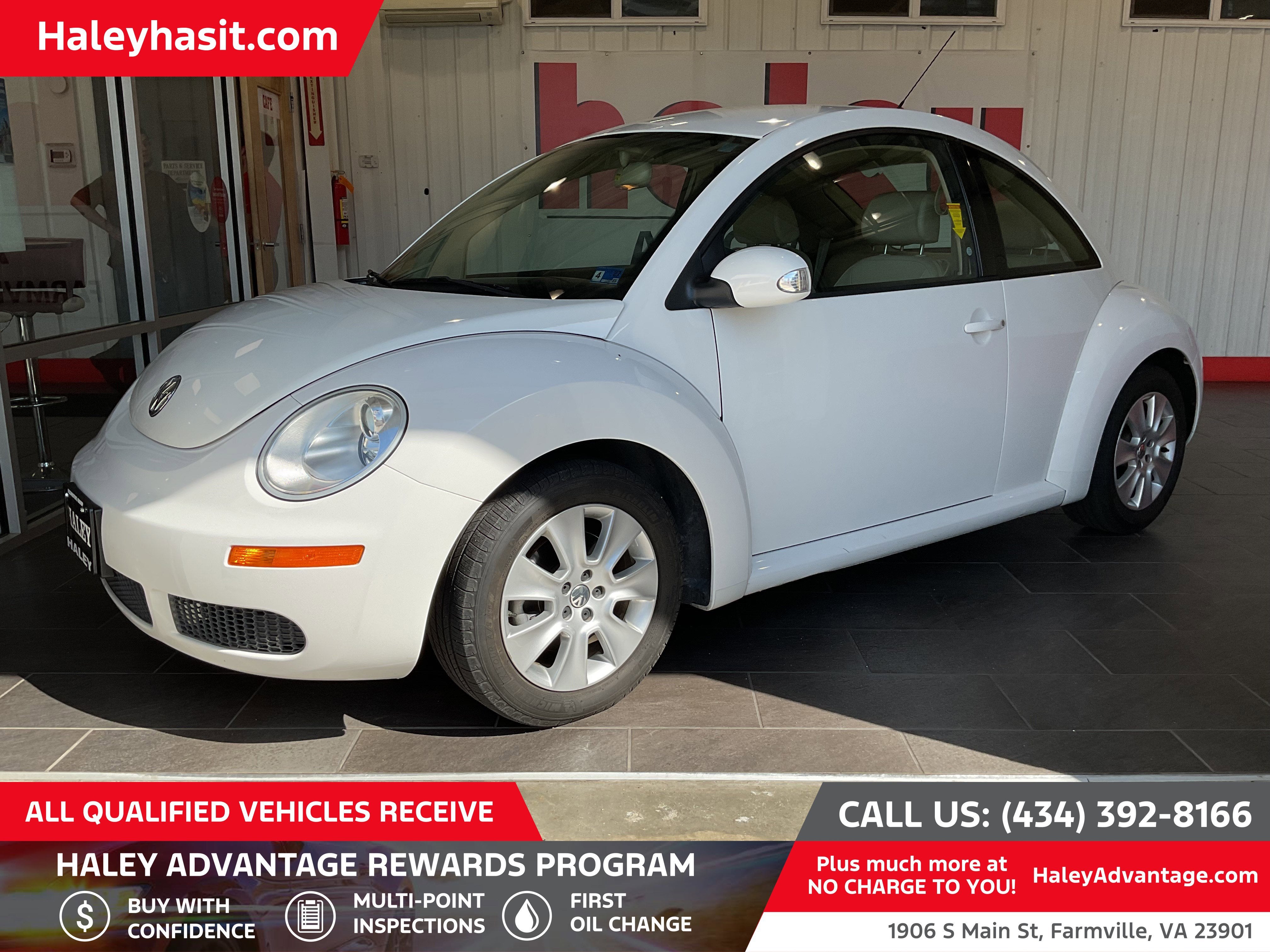 2010 Volkswagen New Beetle Coupe Base