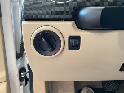 2010 Volkswagen New Beetle Coupe Base