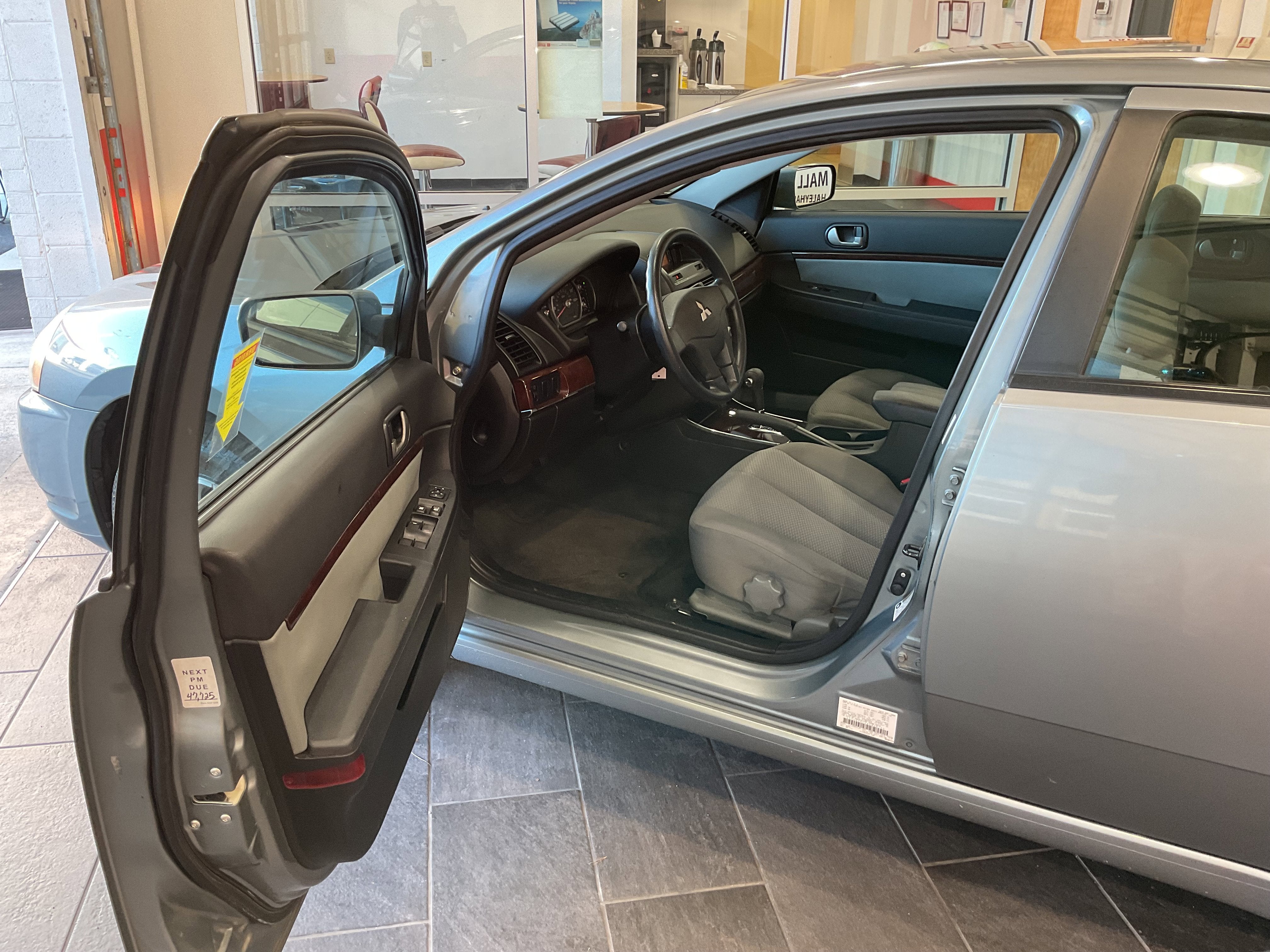 2009 Mitsubishi Galant ES