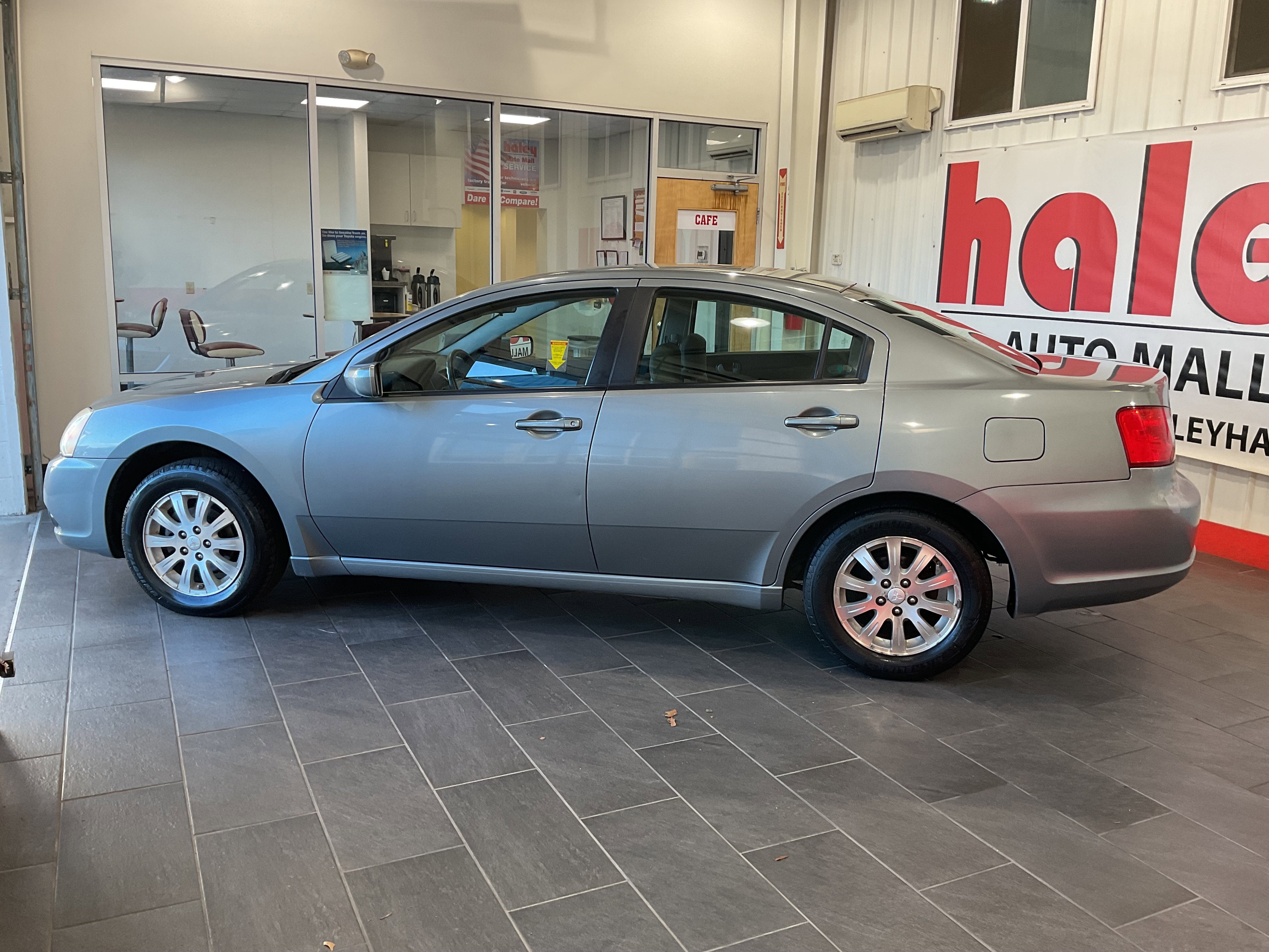 2009 Mitsubishi Galant ES