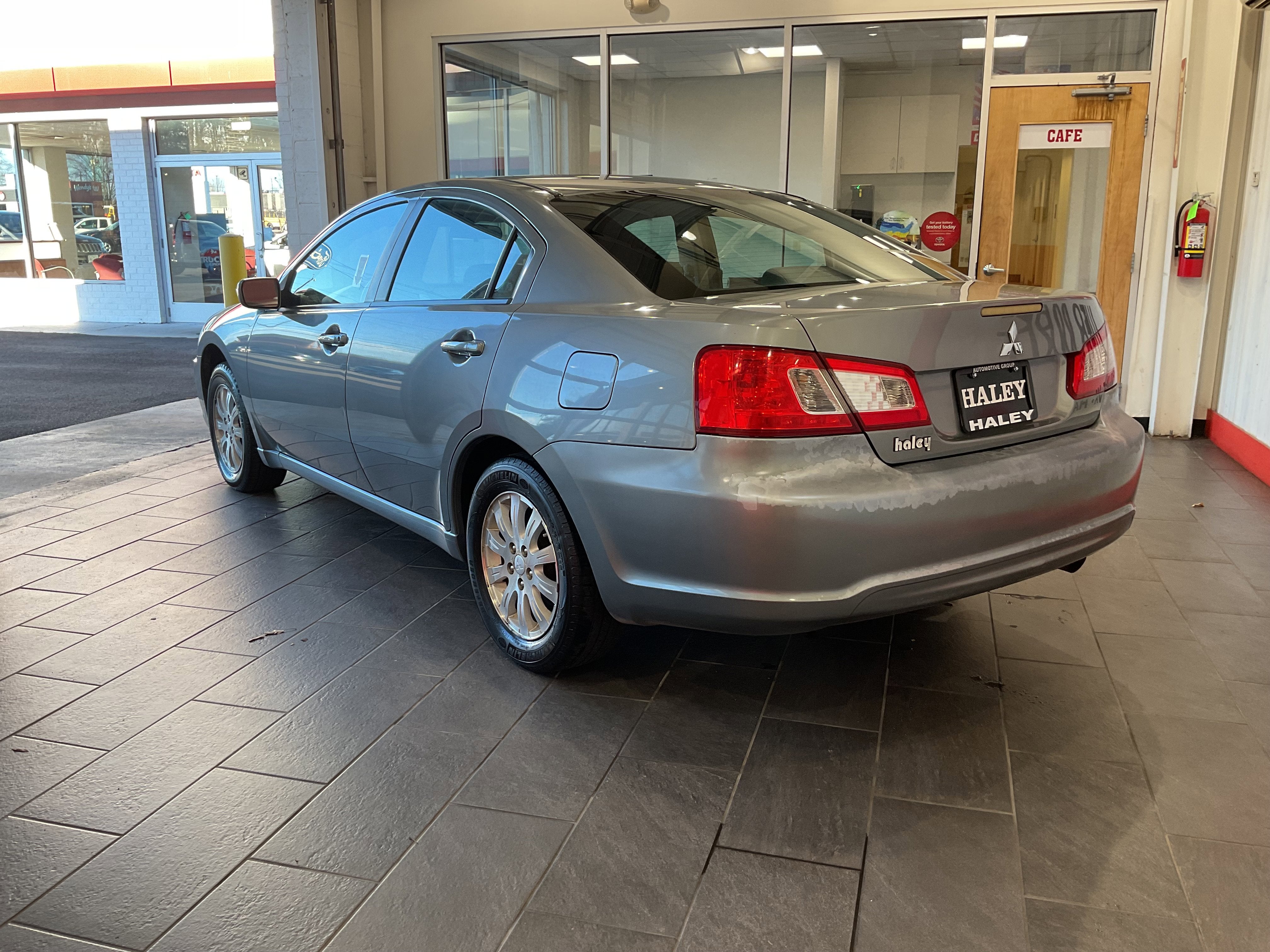 2009 Mitsubishi Galant ES