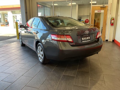 2010 Toyota Camry LE