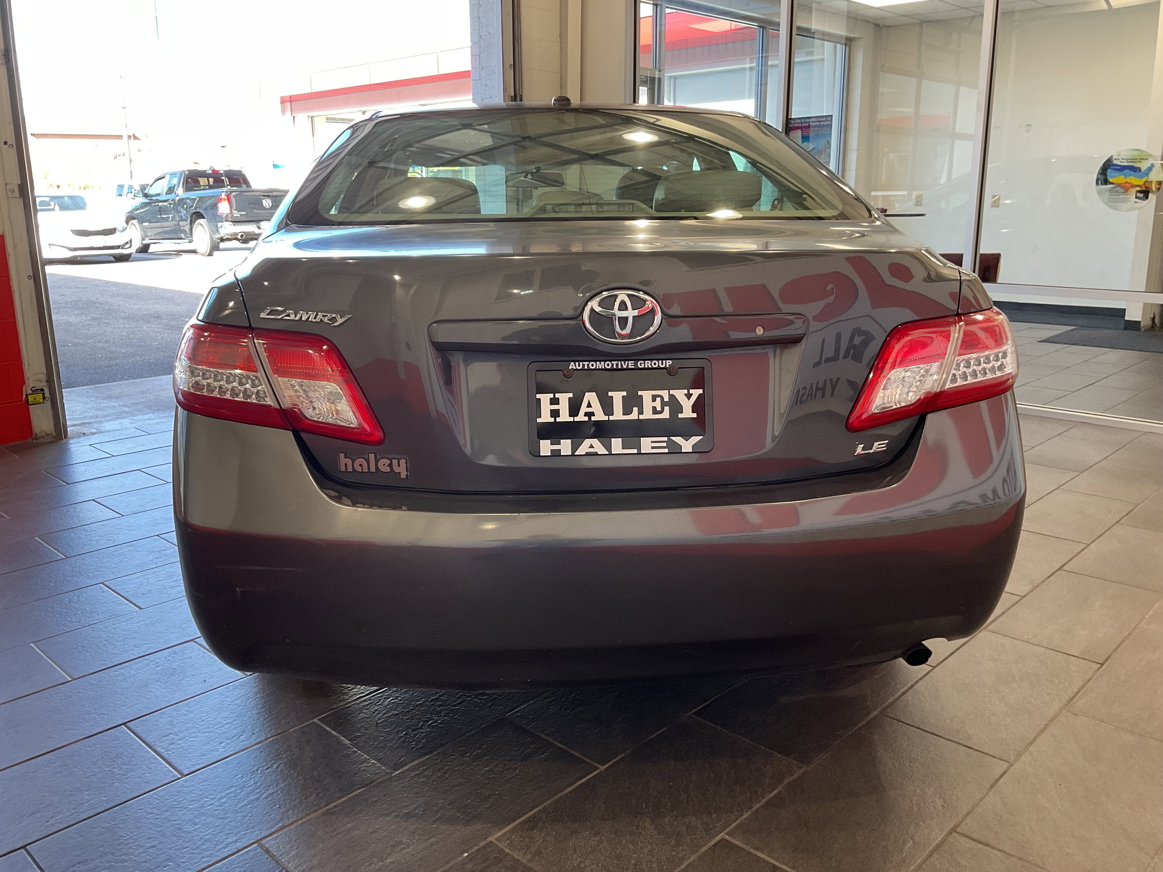 2010 Toyota Camry LE