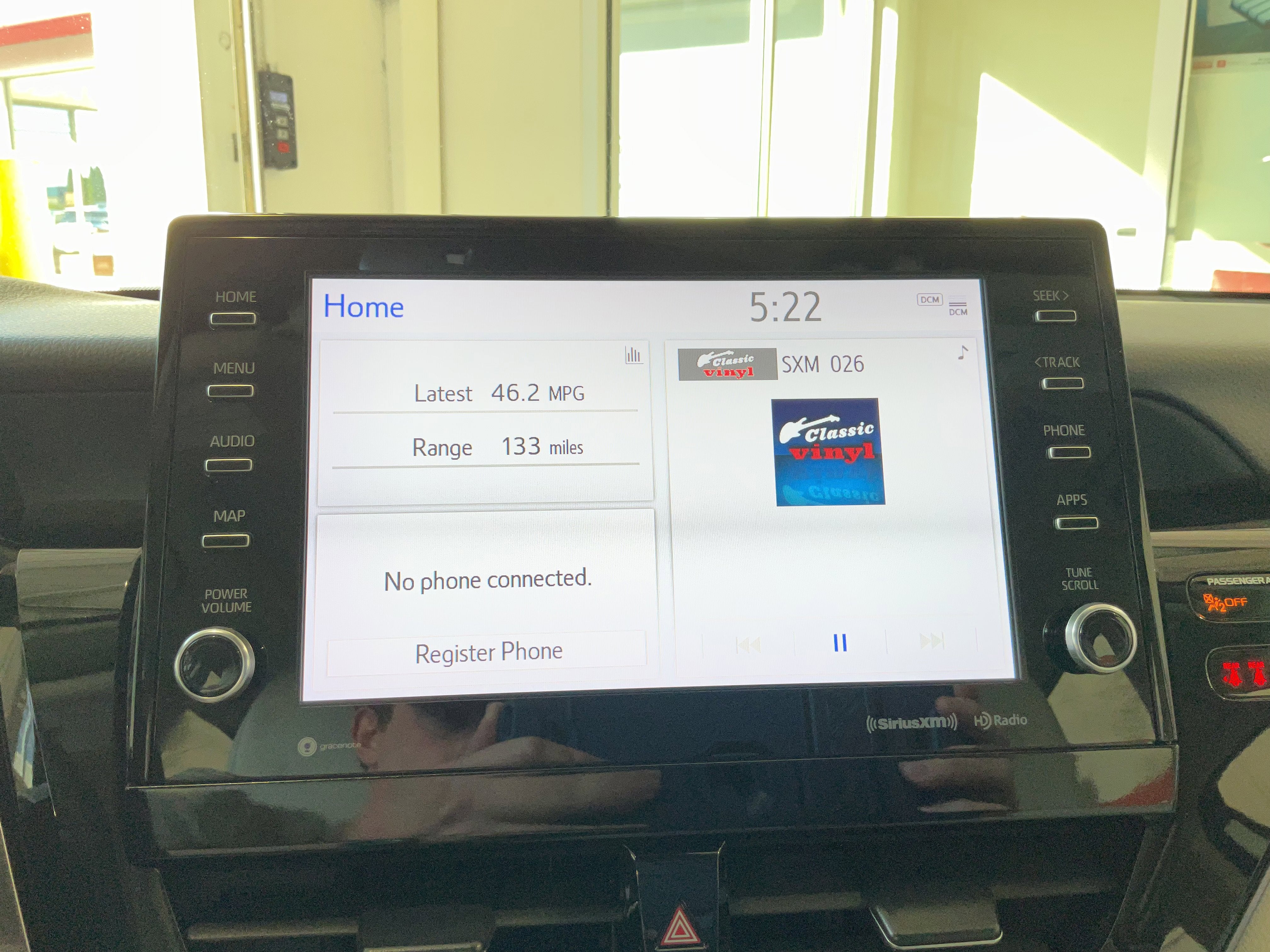 2023 Toyota Camry Hybrid XLE