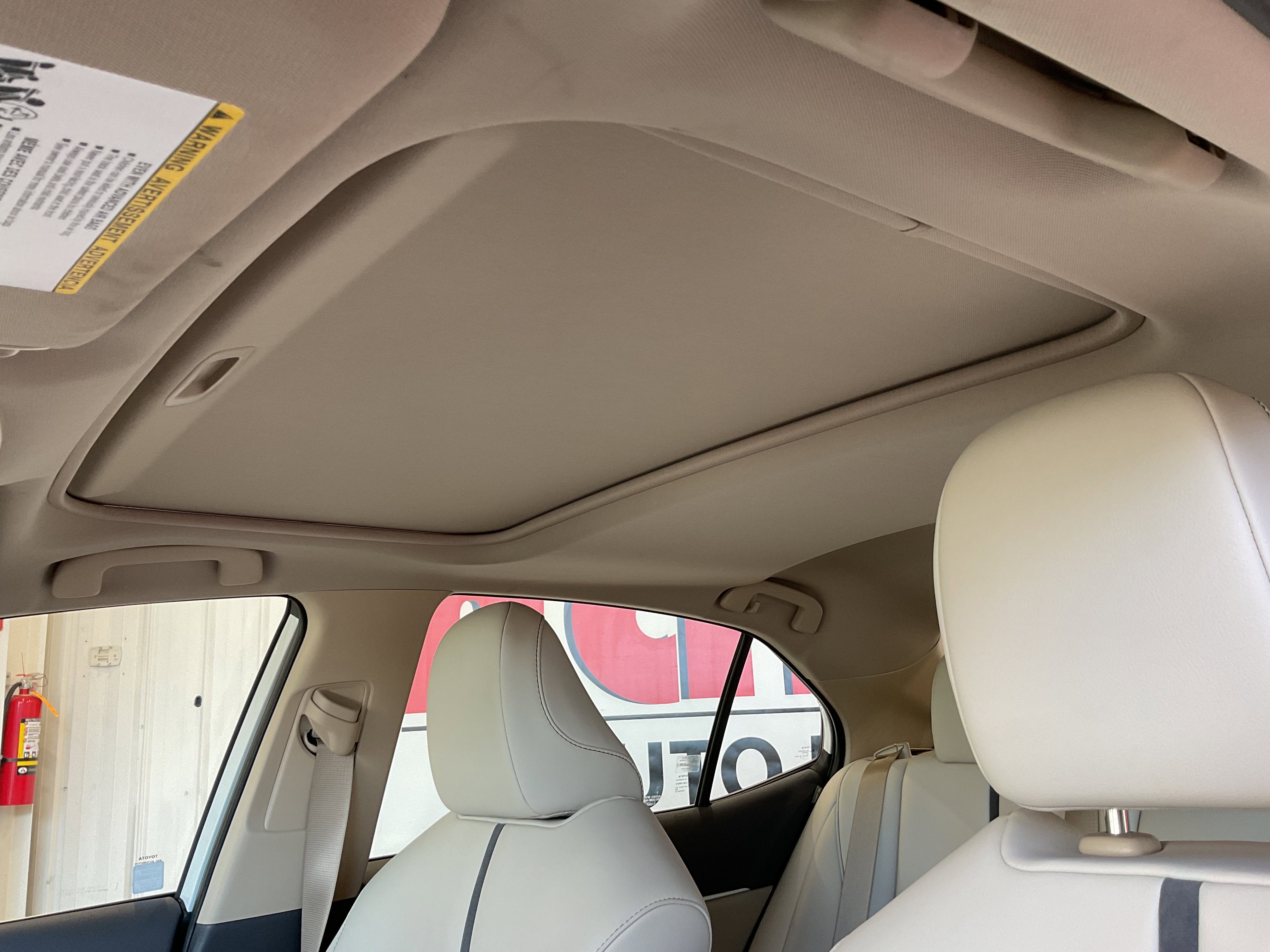 2023 Toyota Camry Hybrid XLE