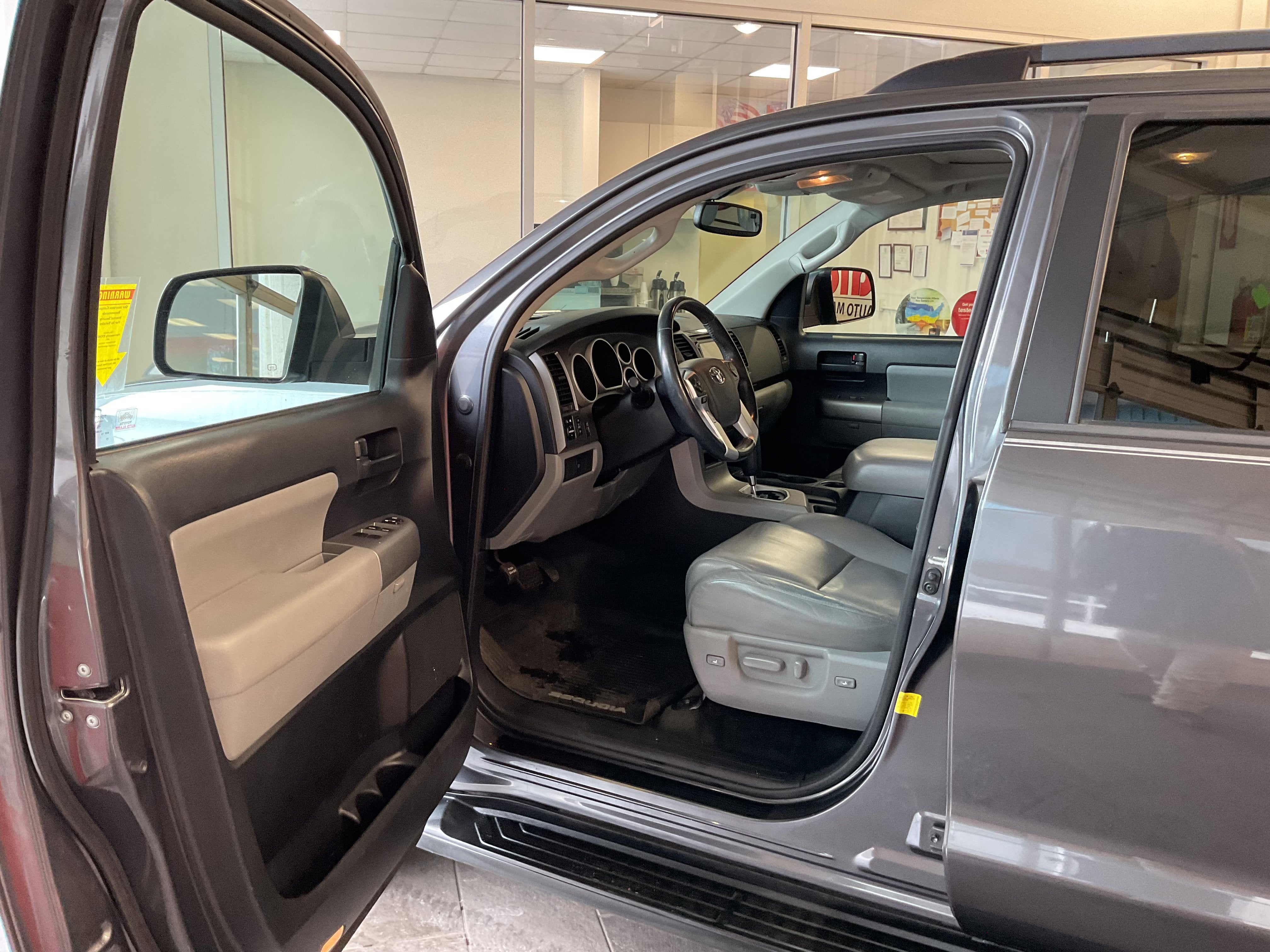 2017 Toyota Sequoia SR5