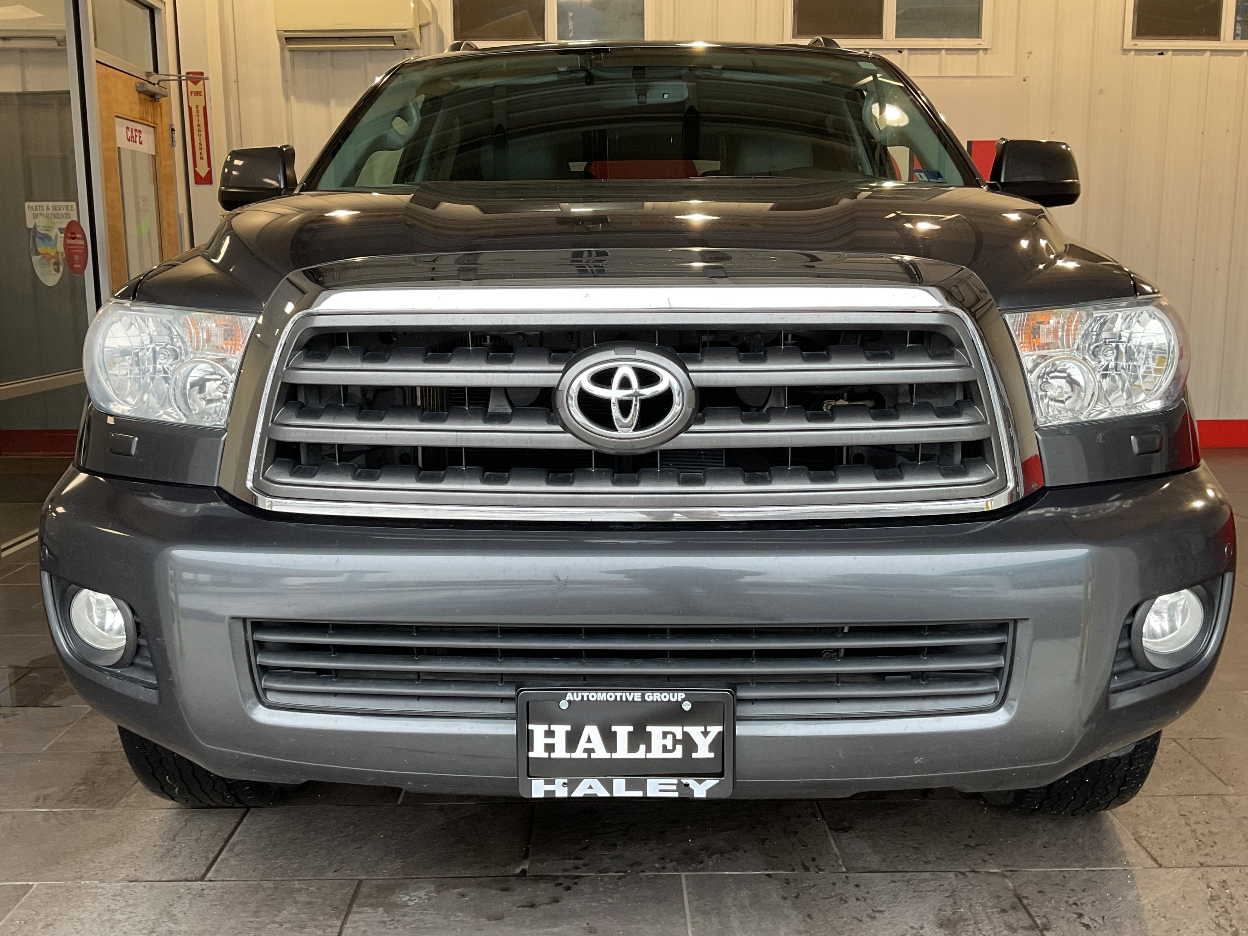 2017 Toyota Sequoia SR5