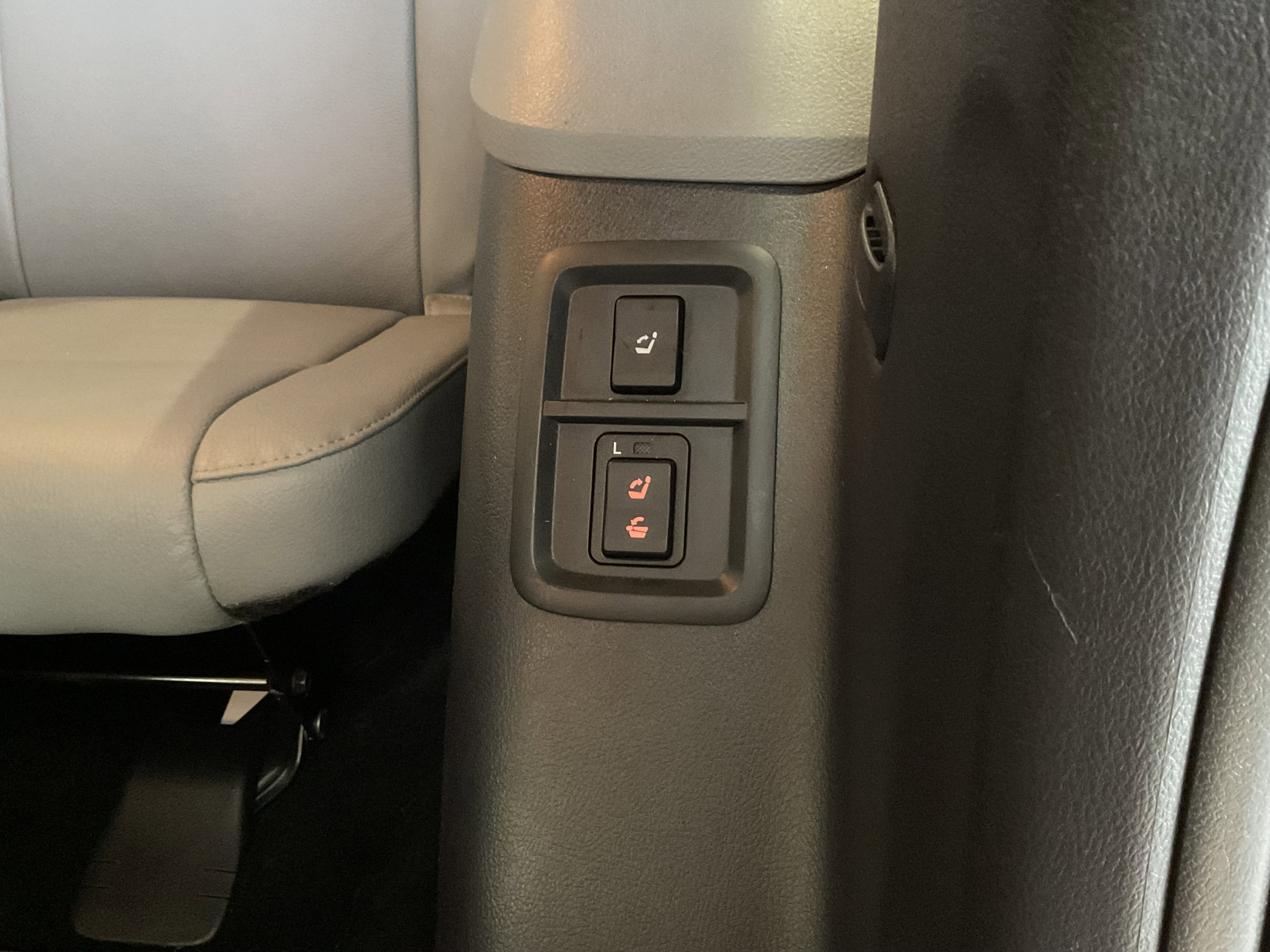 2017 Toyota Sequoia SR5