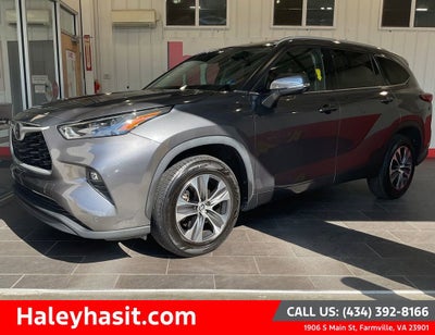 2022 Toyota Highlander XLE