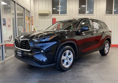 2023 Toyota Highlander LE