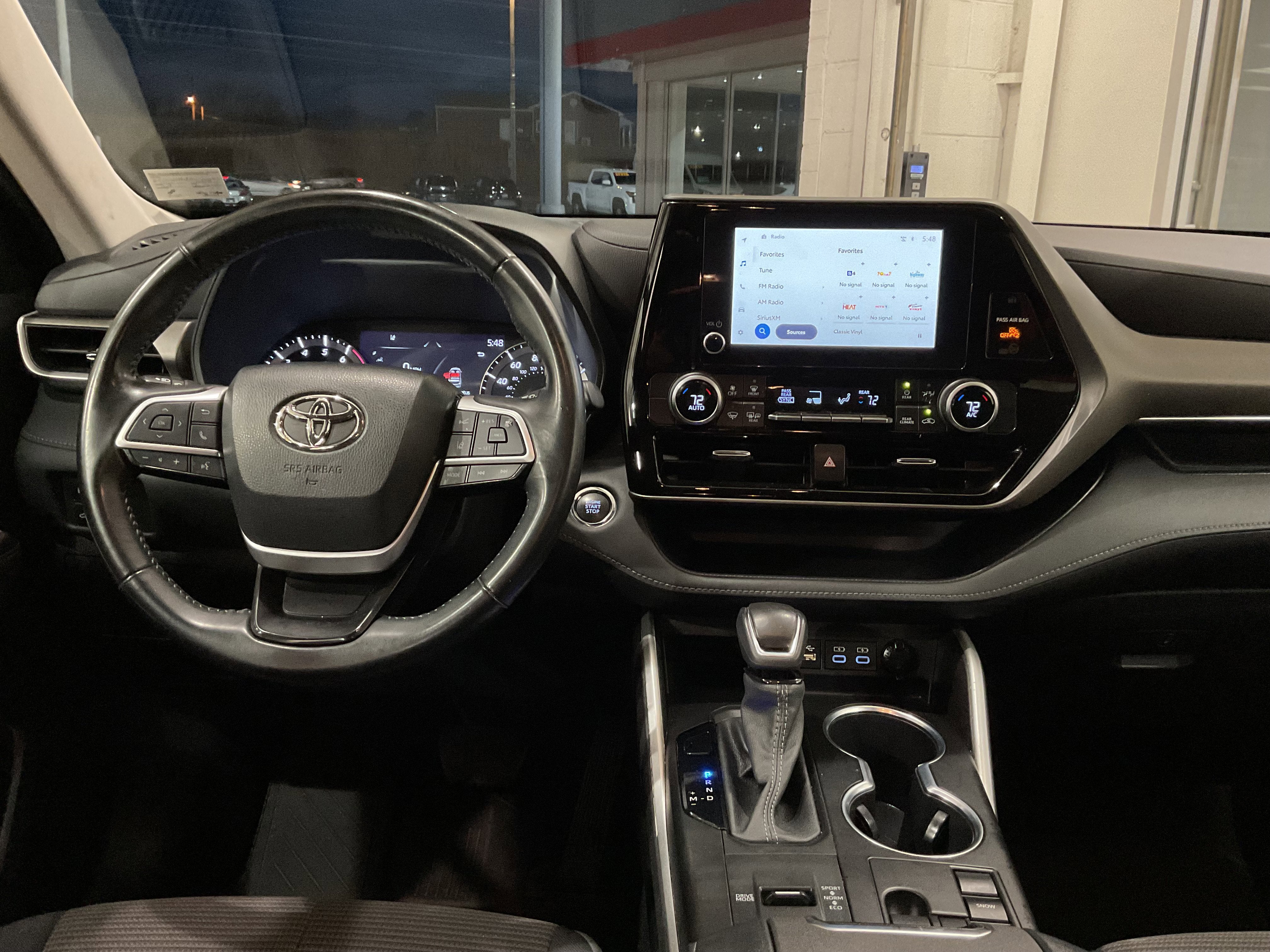 2023 Toyota Highlander LE