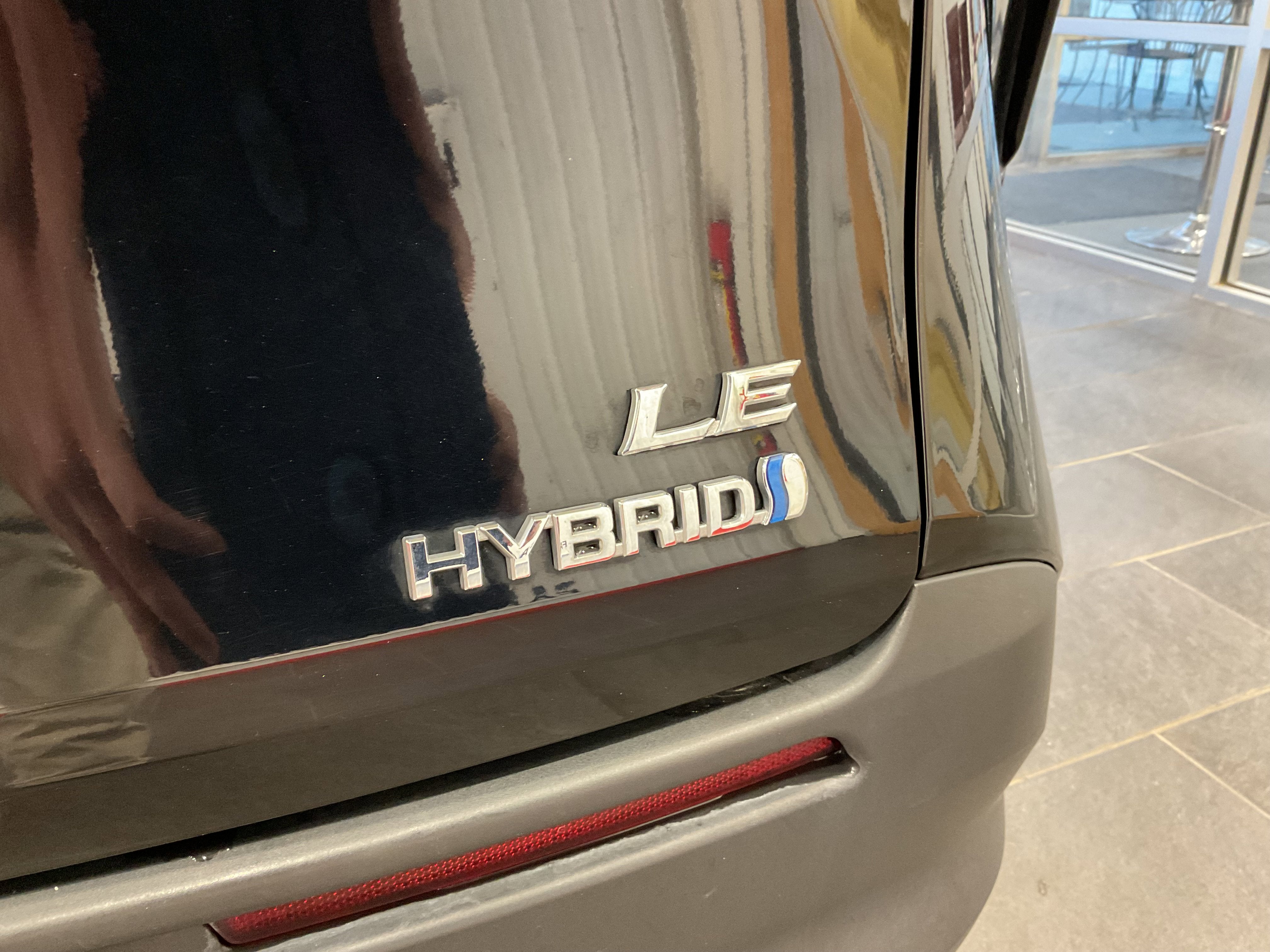 2024 Toyota Sienna LE