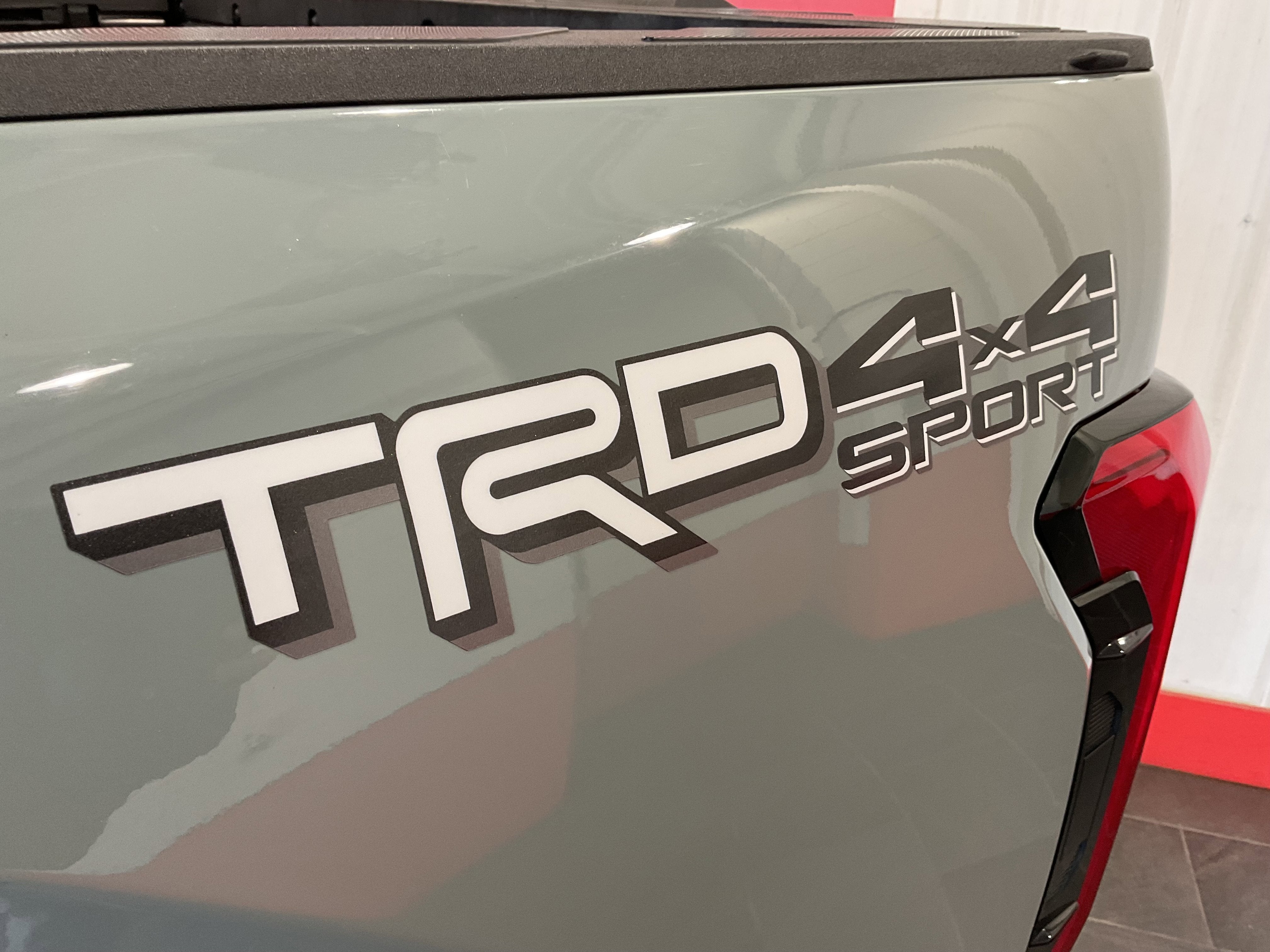 2022 Toyota Tundra SR5