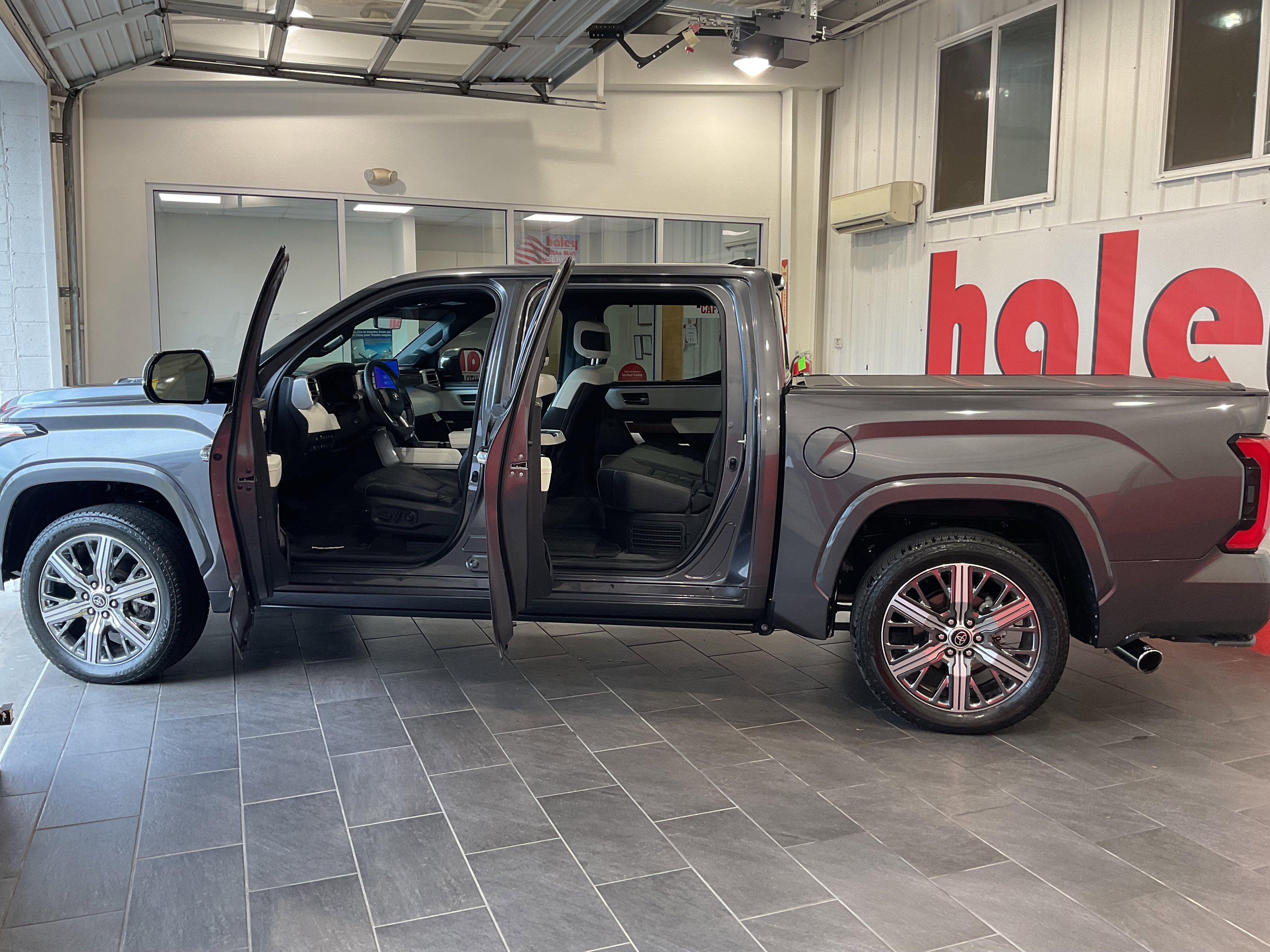 2023 Toyota Tundra Capstone Hybrid