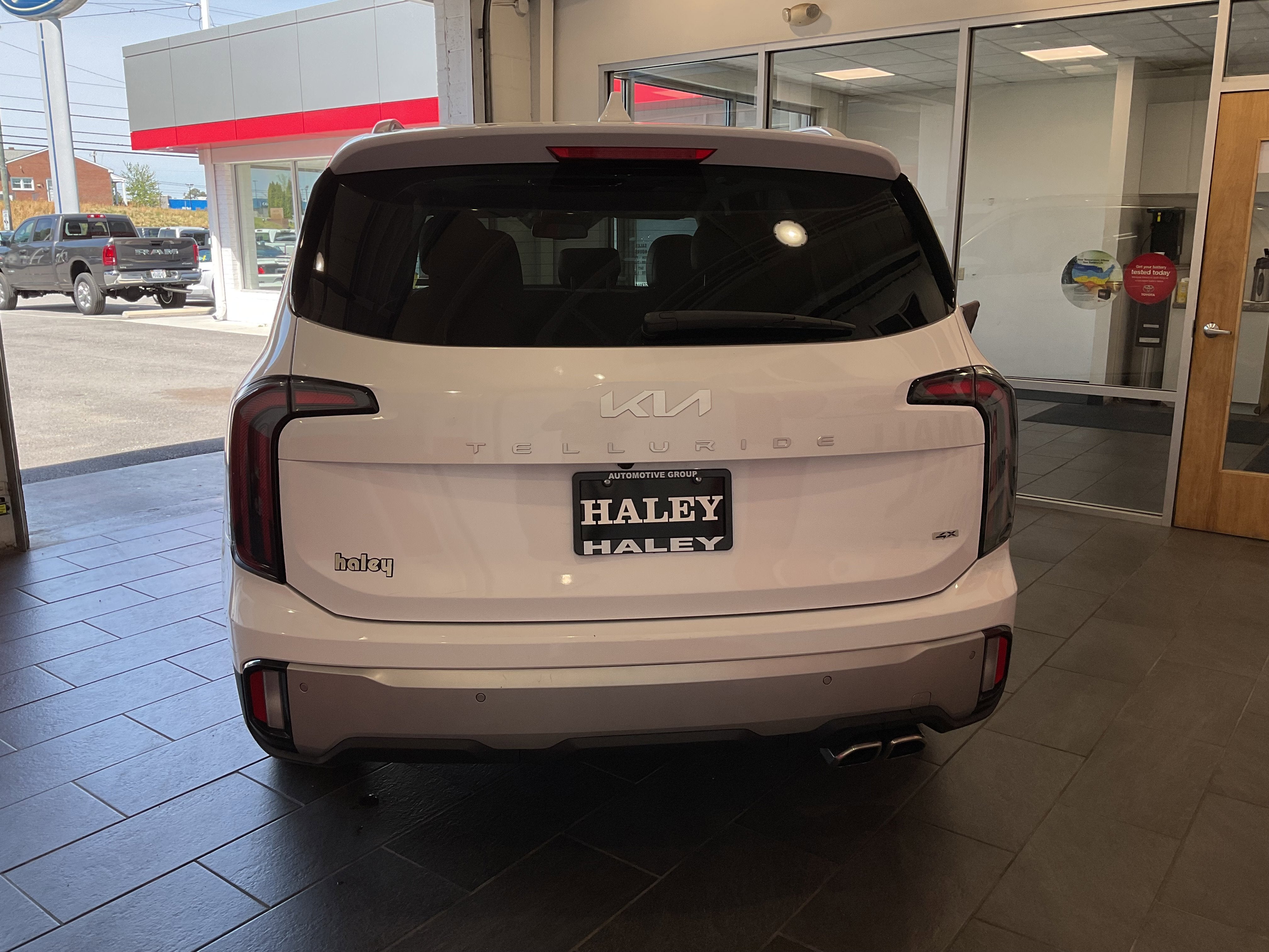 2023 Kia Telluride EX