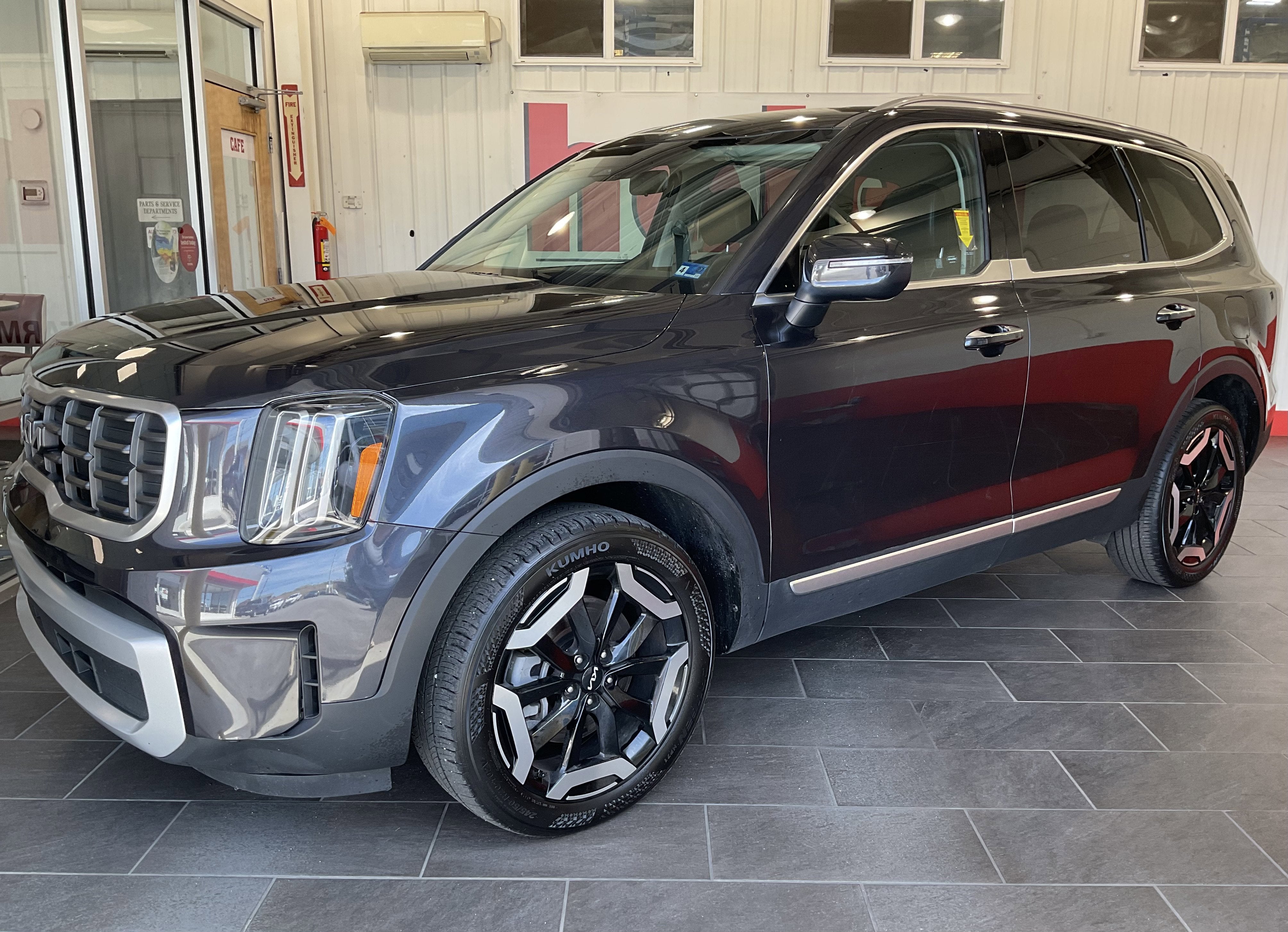 2025 Kia Telluride S