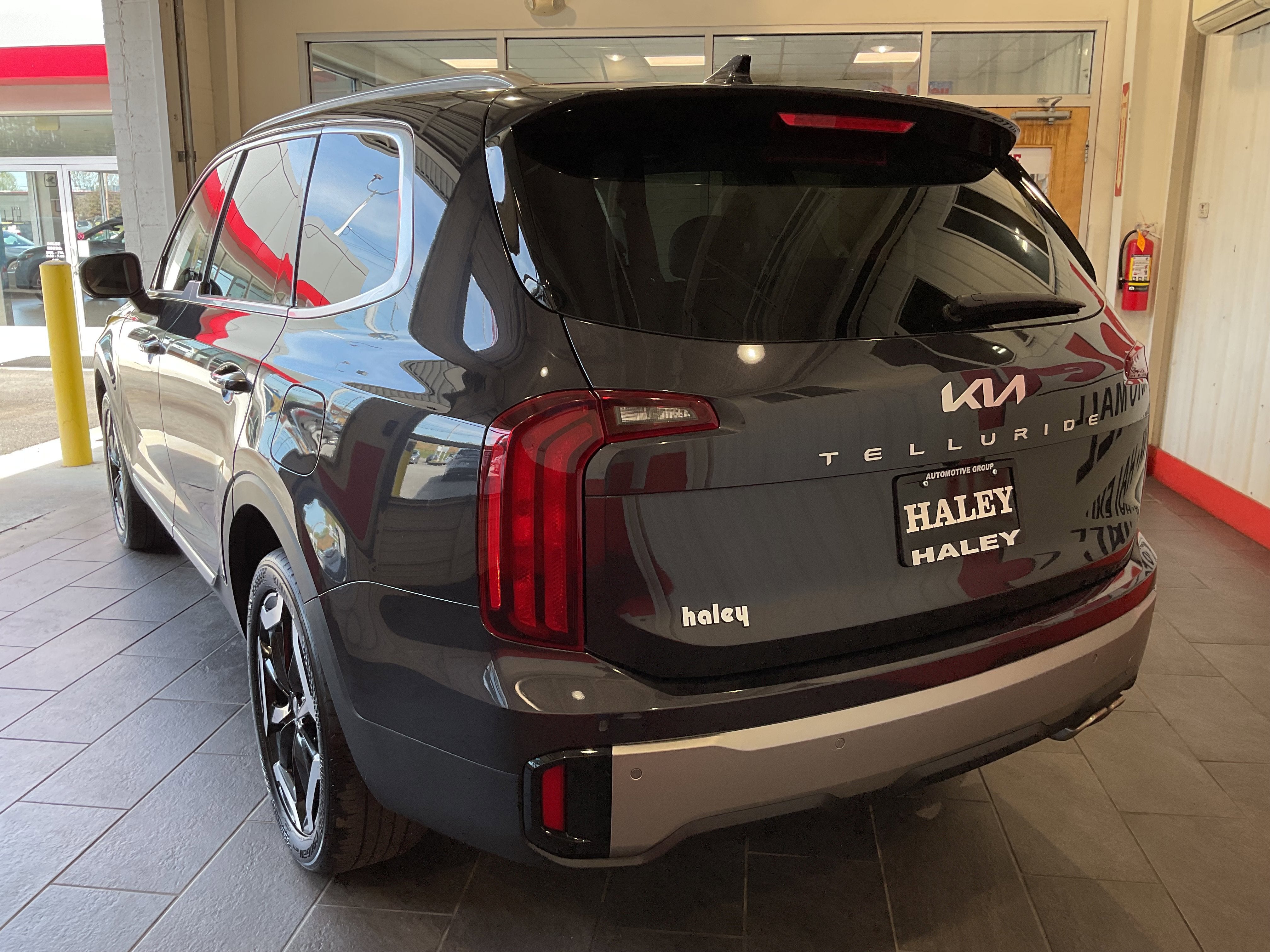 2025 Kia Telluride S