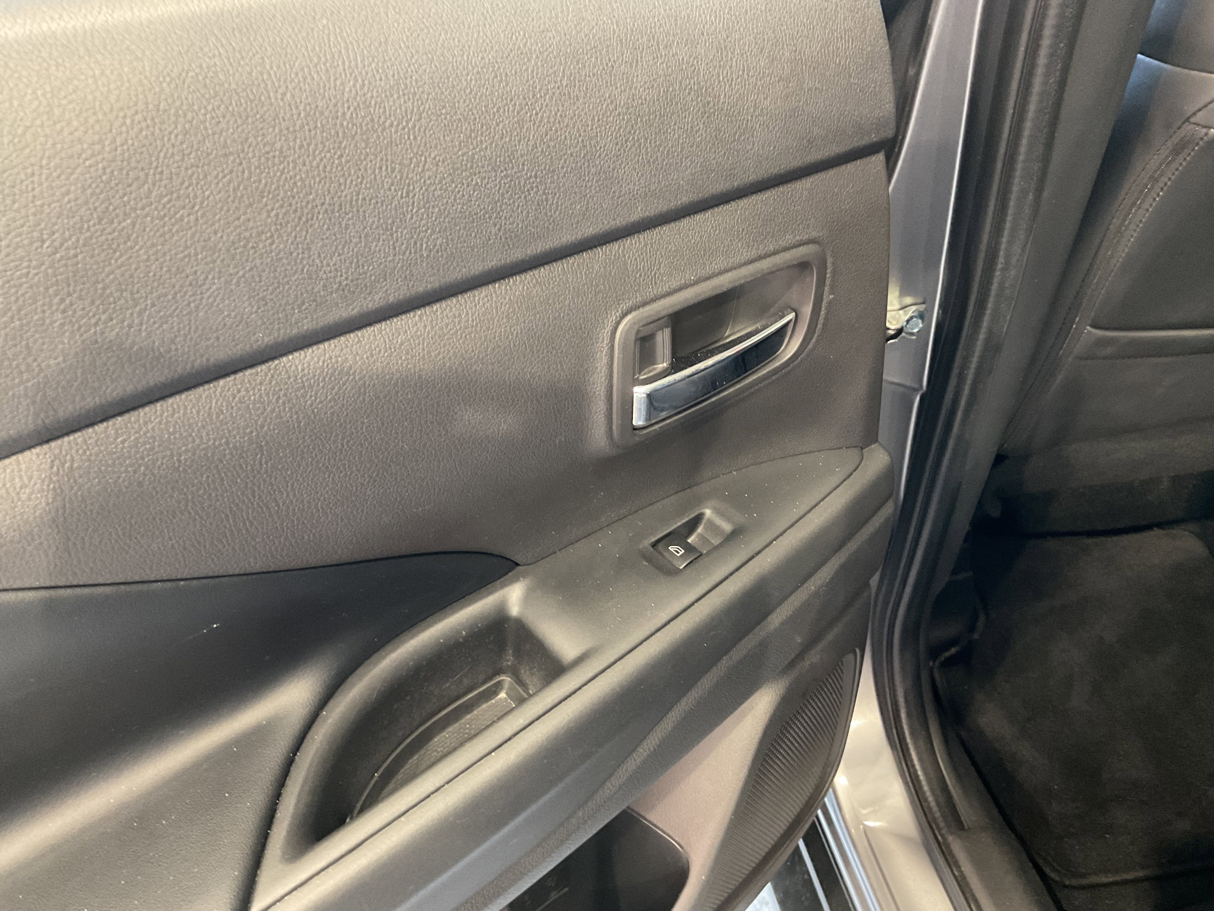 2019 Mitsubishi Outlander SEL