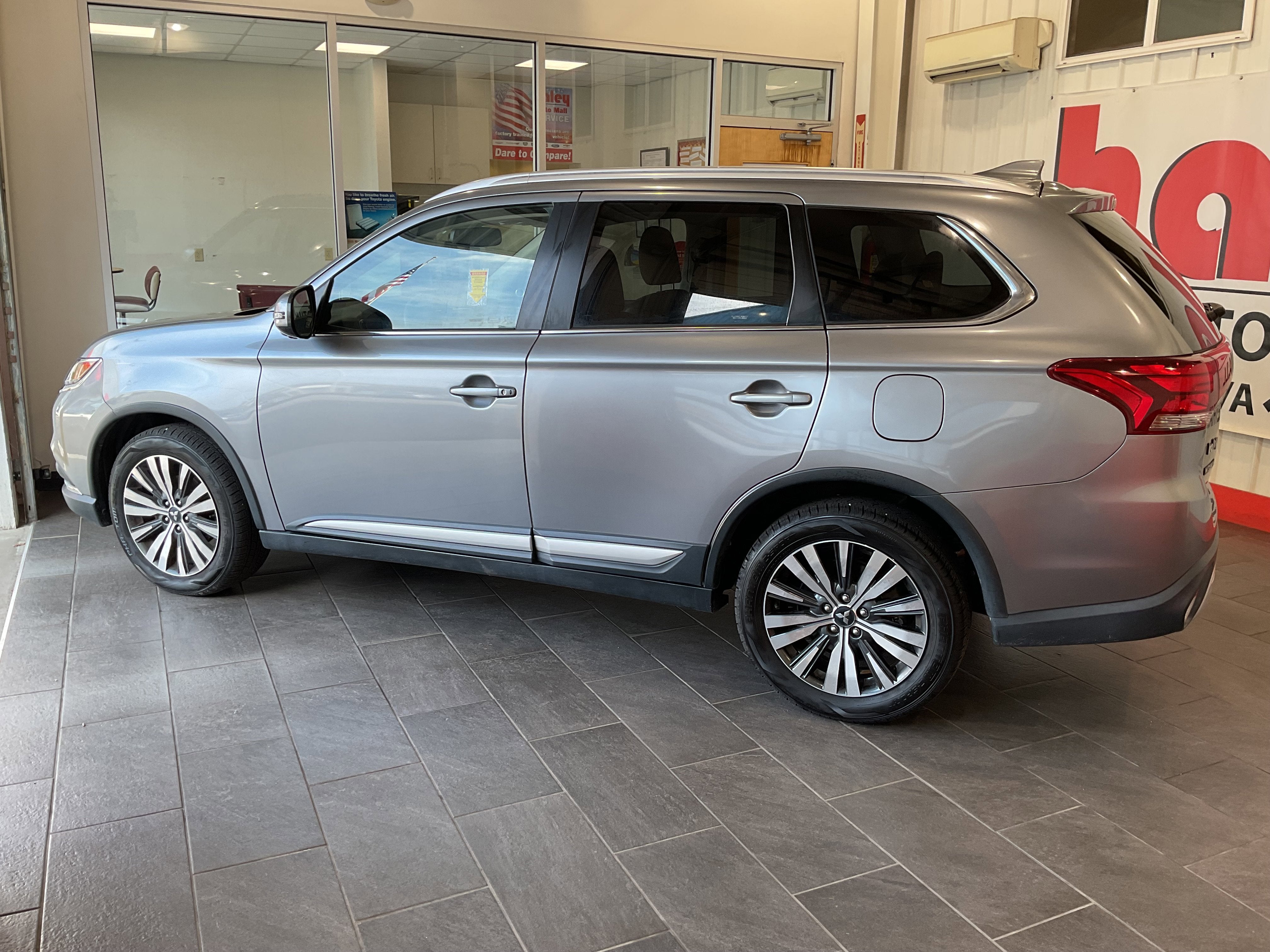 2019 Mitsubishi Outlander SEL