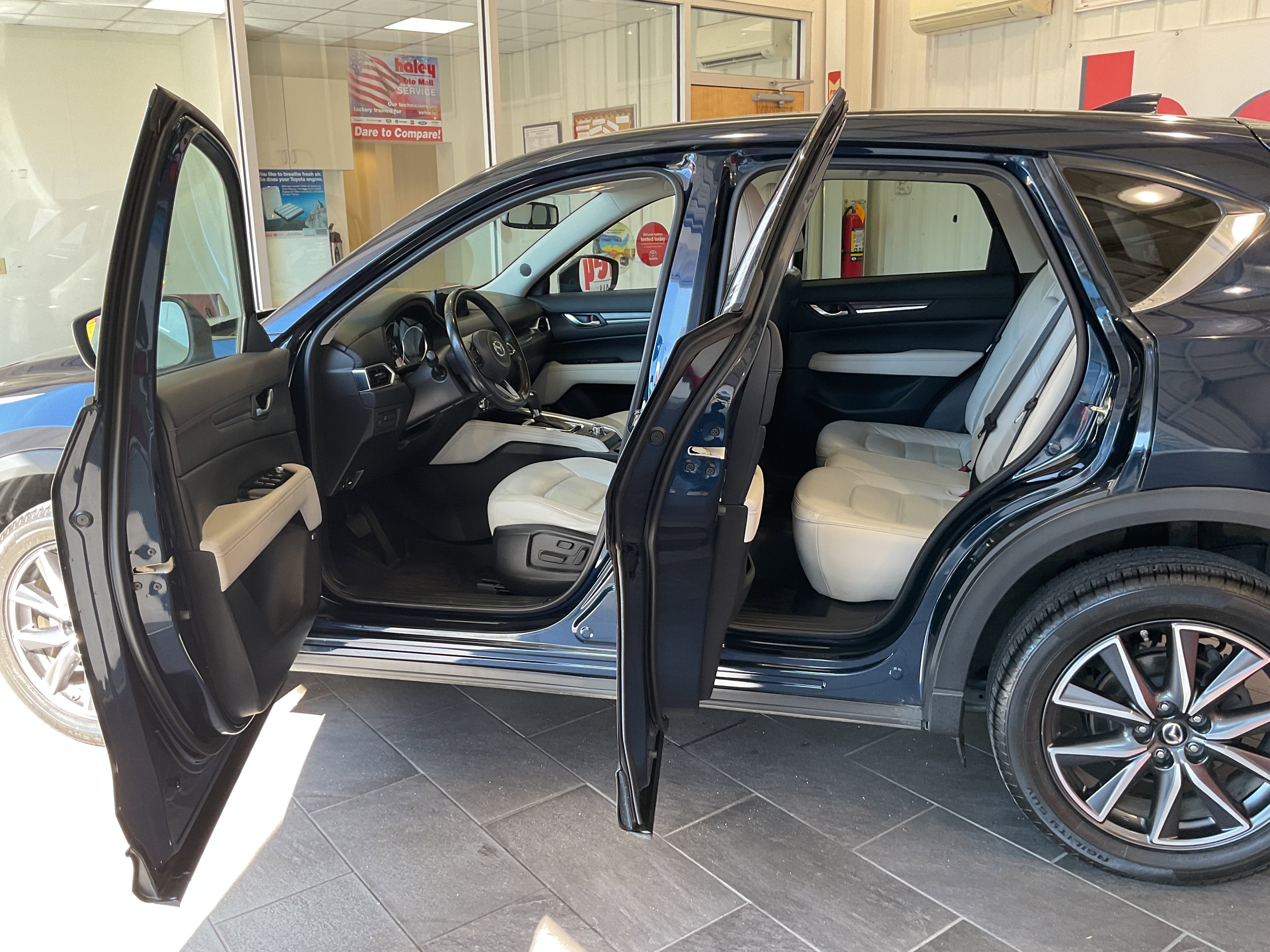 2017 Mazda Mazda CX-5 Grand Select