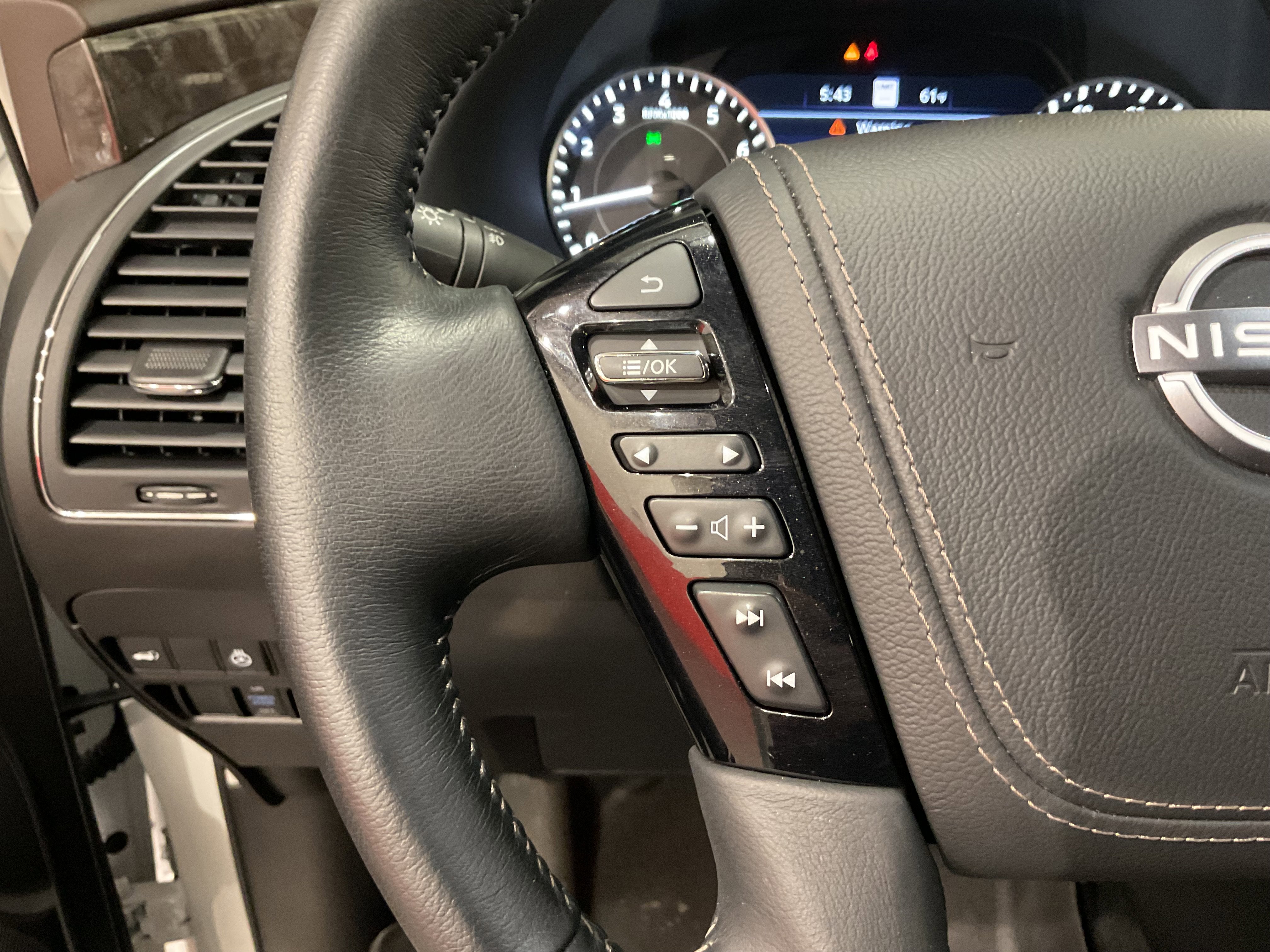 2023 Nissan Armada Platinum