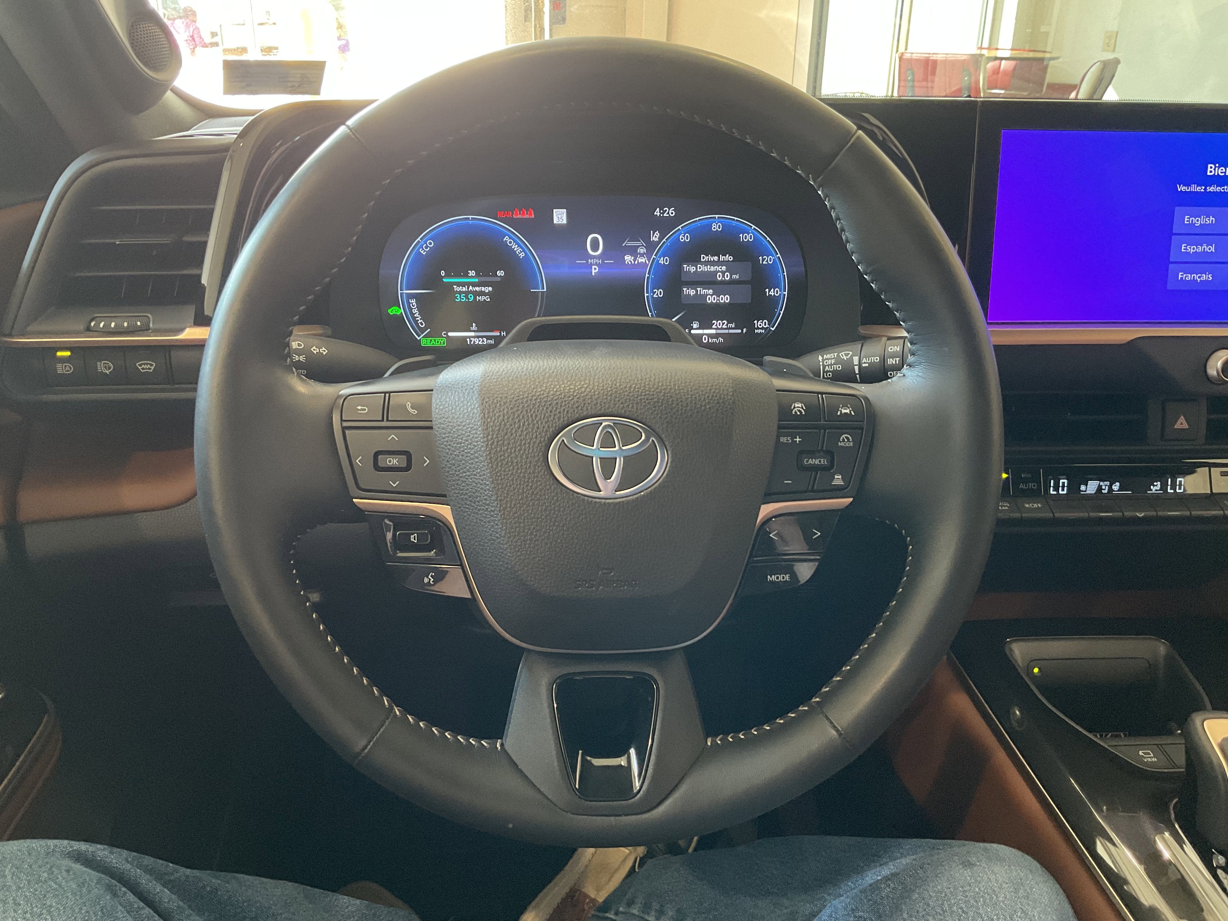 2025 Toyota Crown Signia Limited