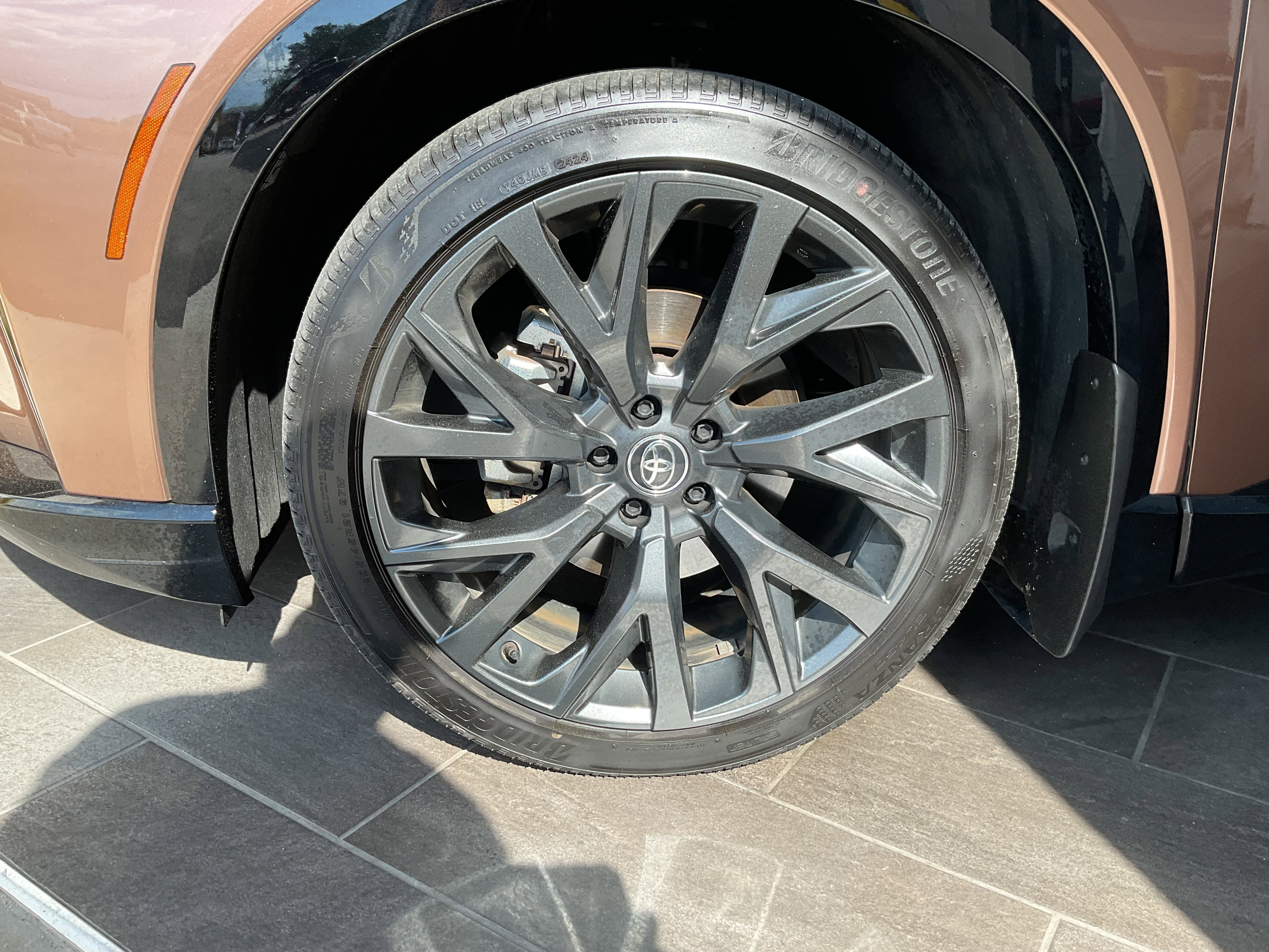 2025 Toyota Crown Signia Limited