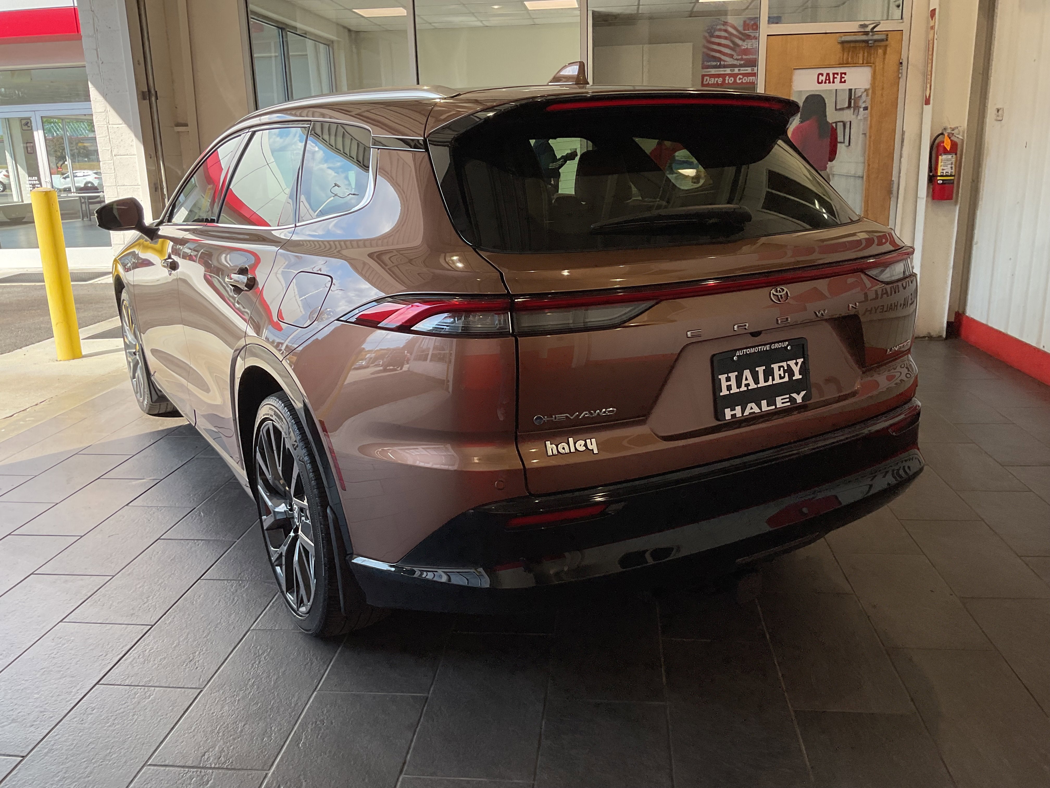 2025 Toyota Crown Signia Limited