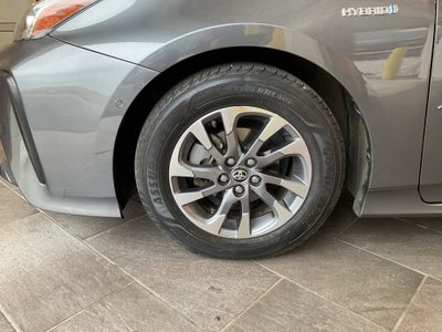 2019 Toyota Prius LE