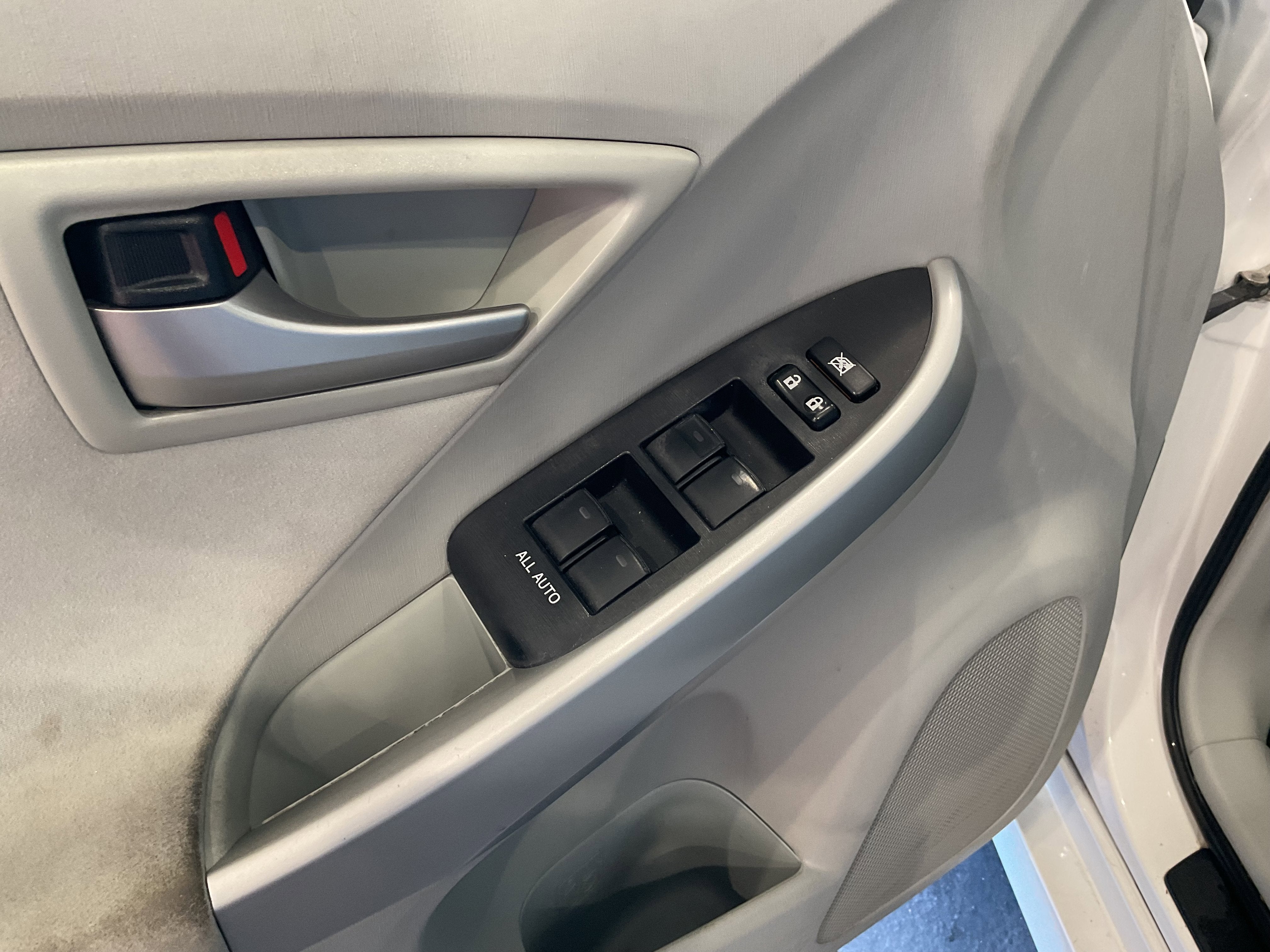 2015 Toyota Prius Four