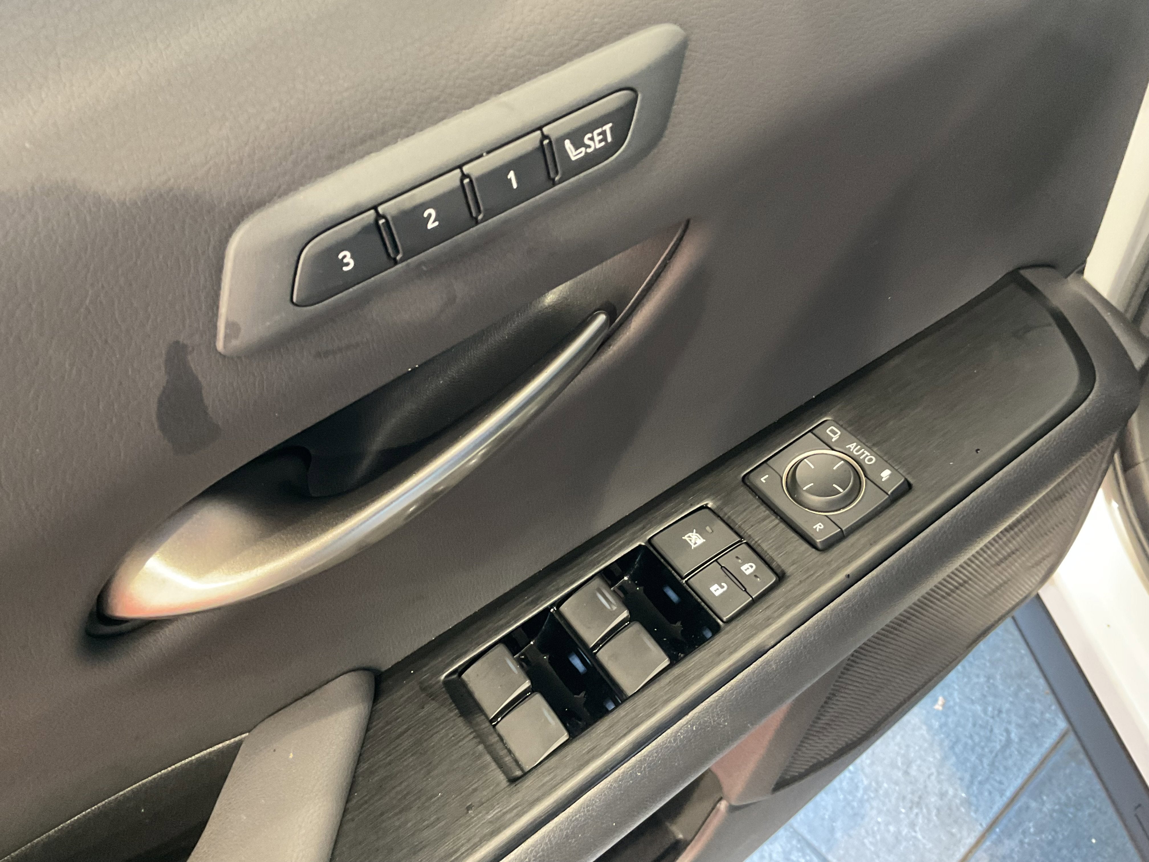 2022 Lexus UX UX 250h Luxury