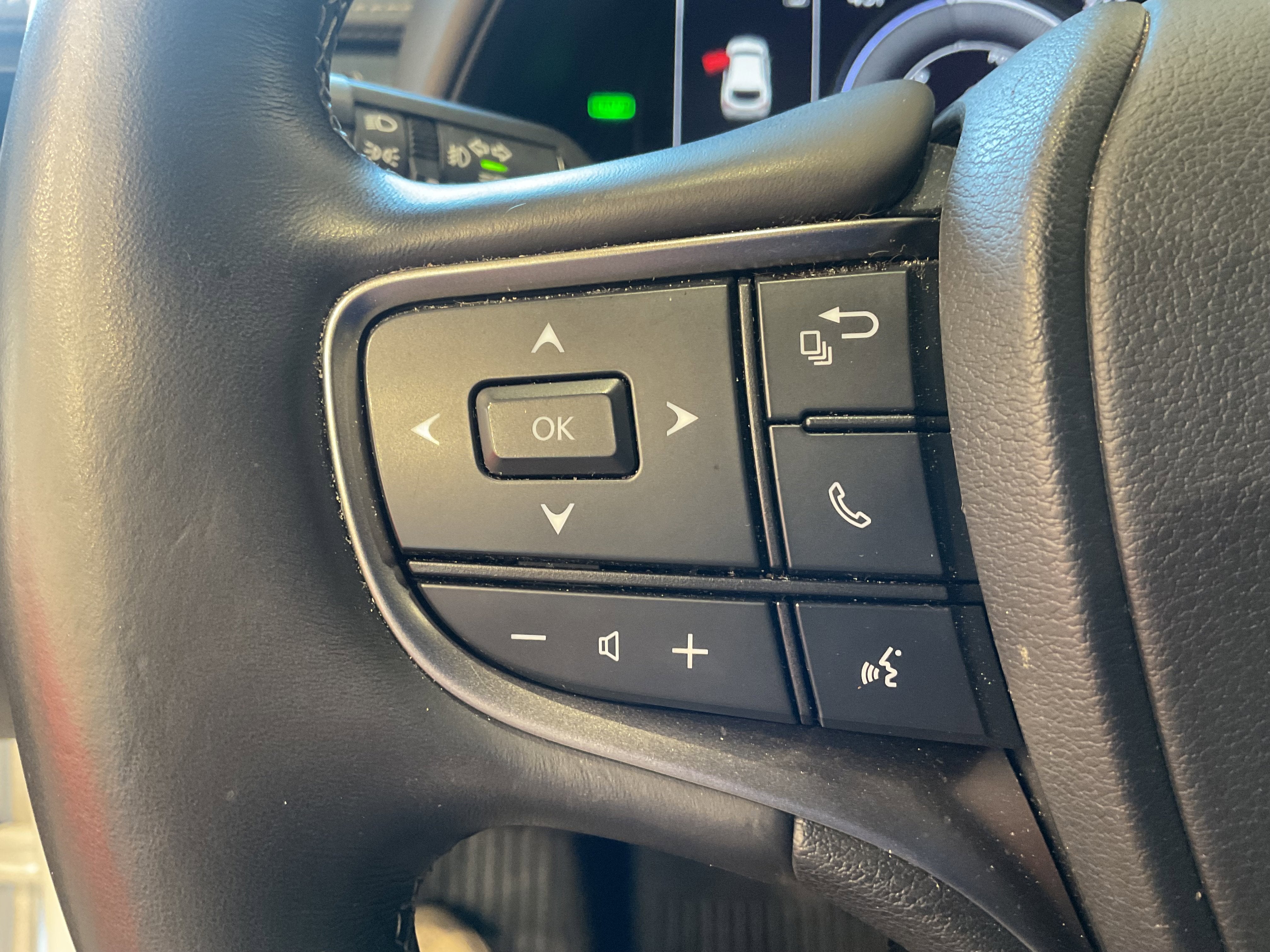 2022 Lexus UX UX 250h Luxury