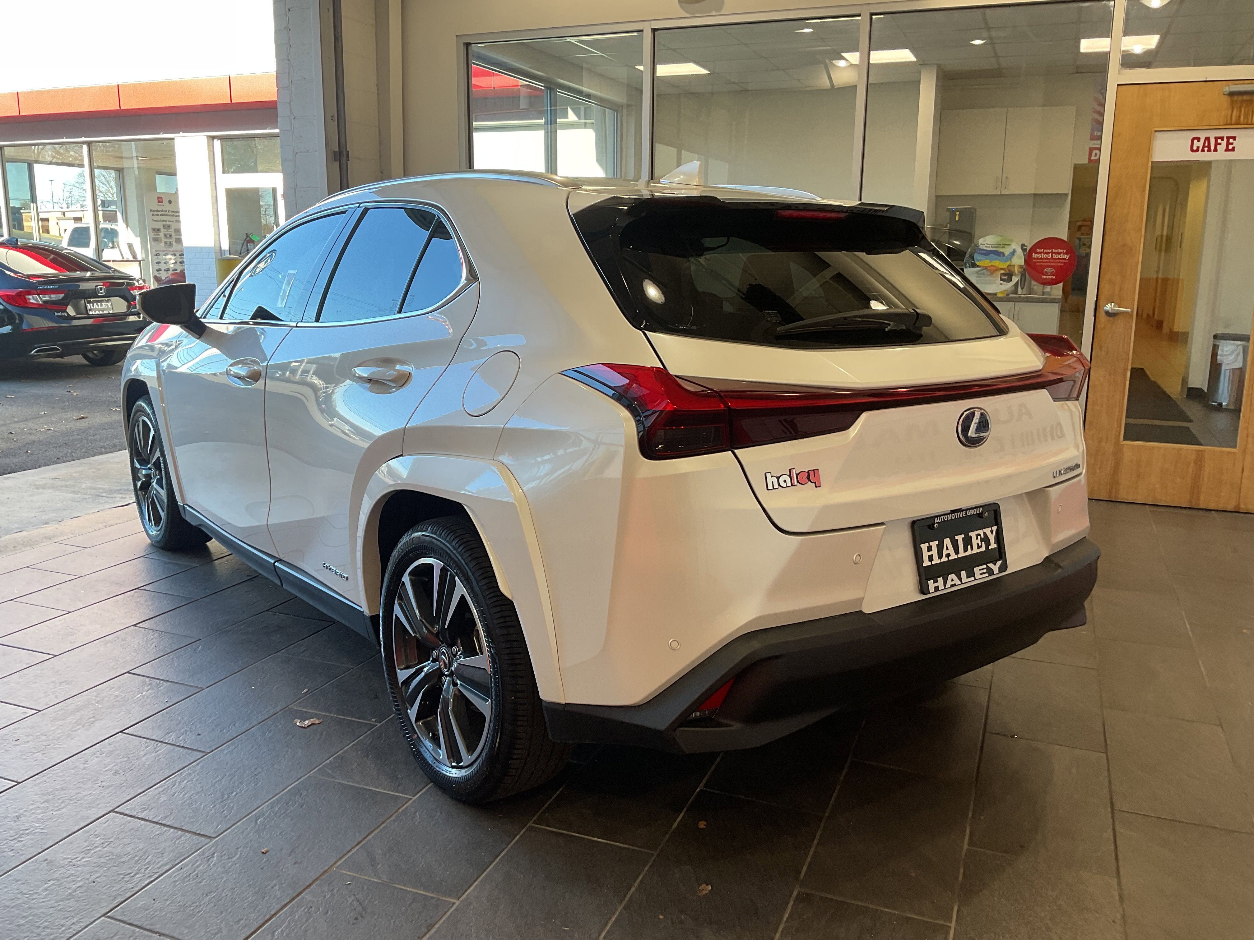 2022 Lexus UX UX 250h Luxury