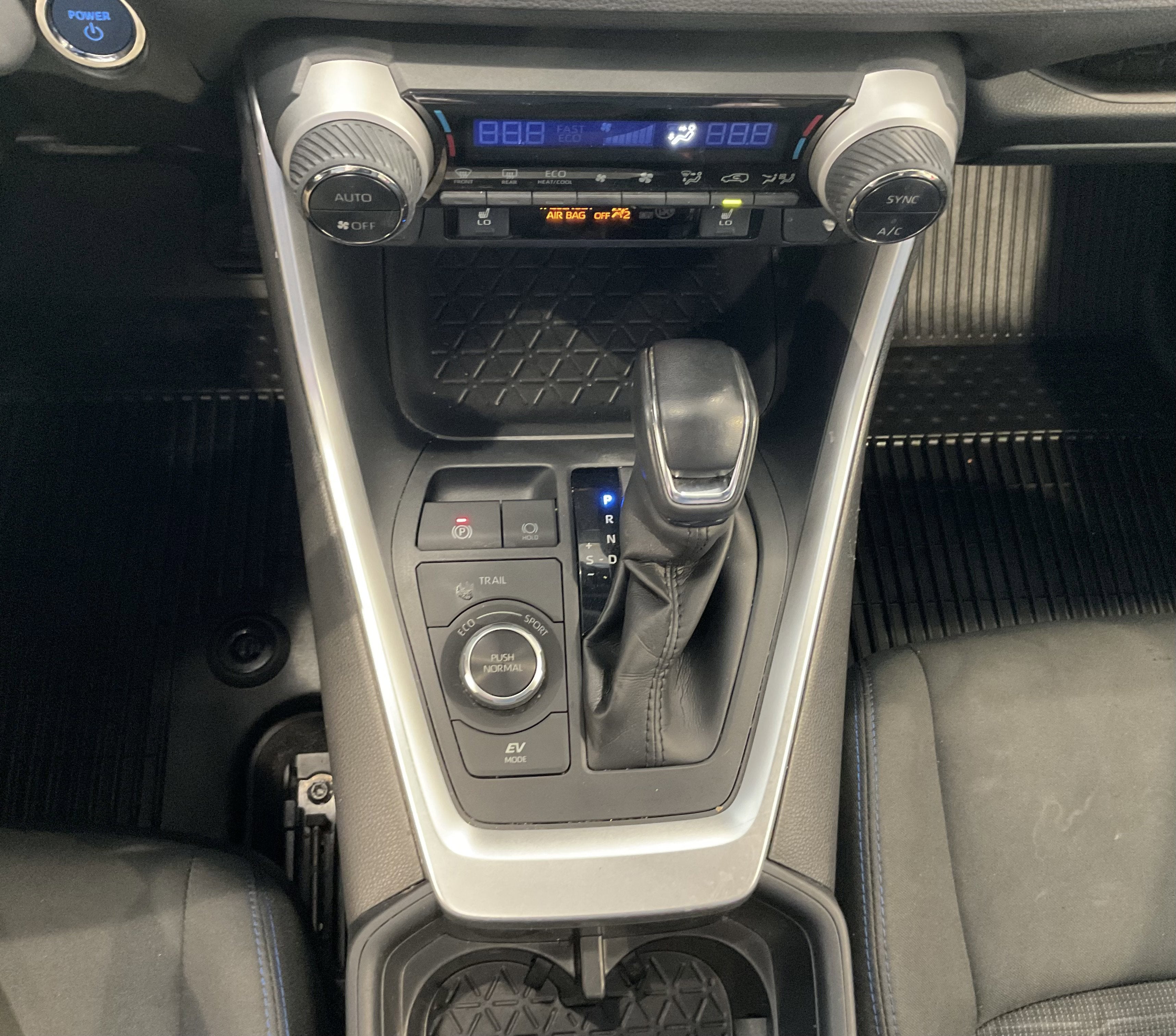 2022 Toyota RAV4 Hybrid SE