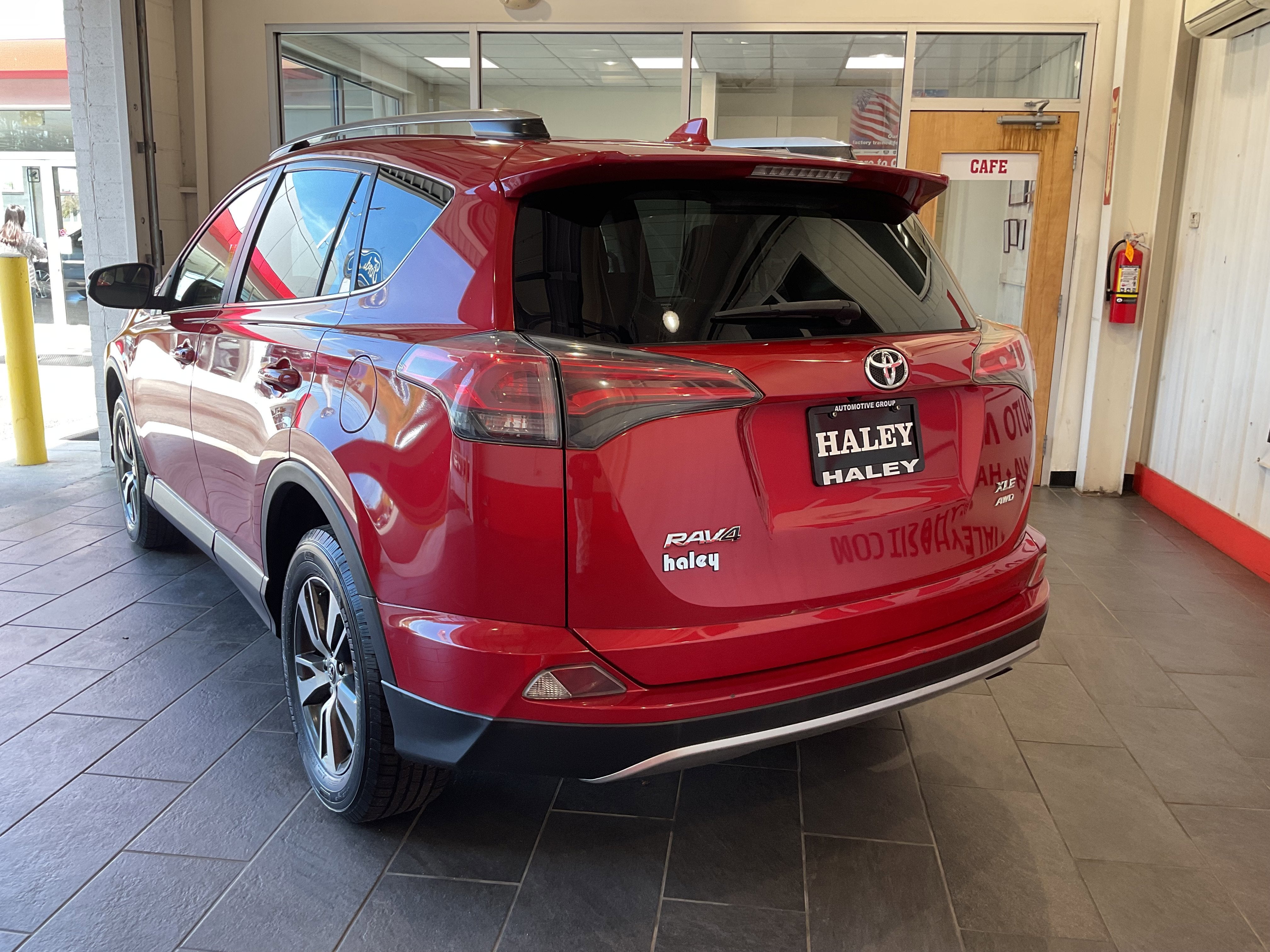 2017 Toyota RAV4 XLE