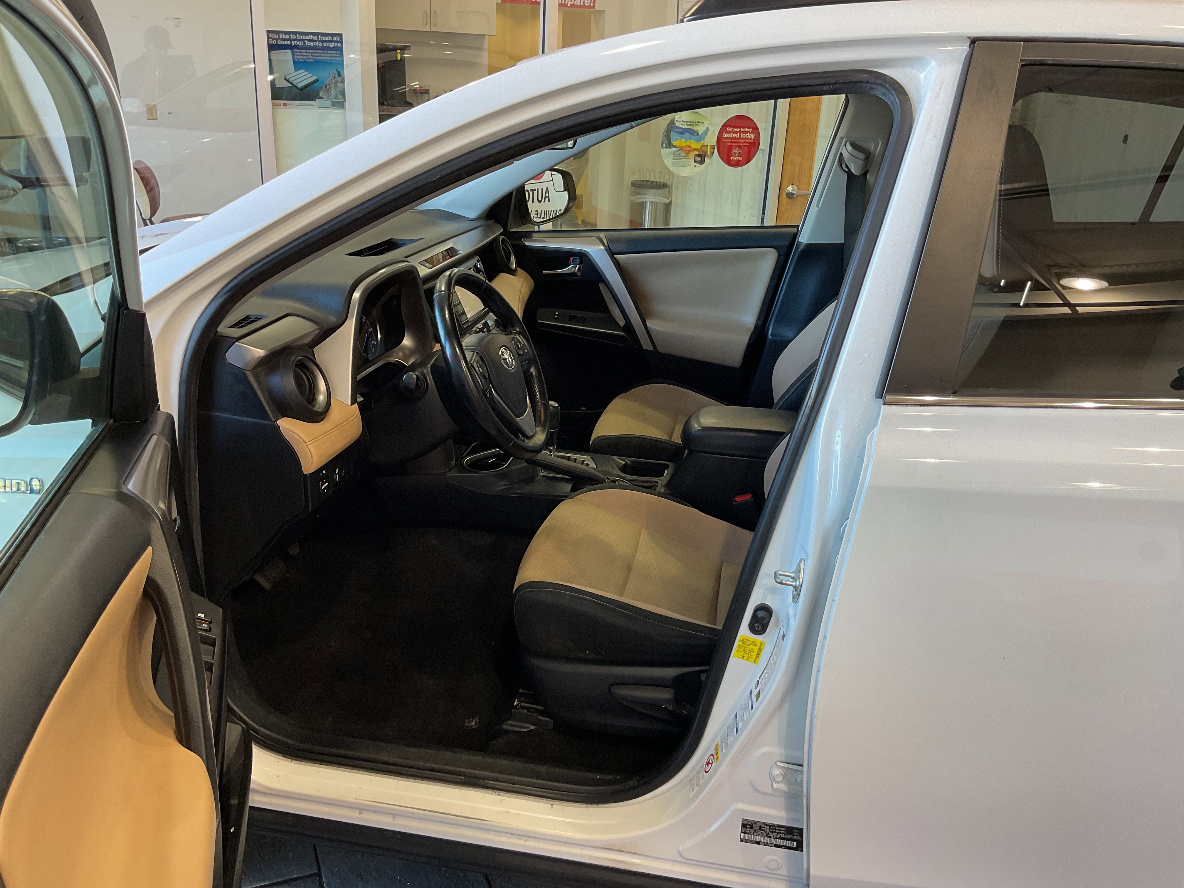 2018 Toyota RAV4 Hybrid XLE