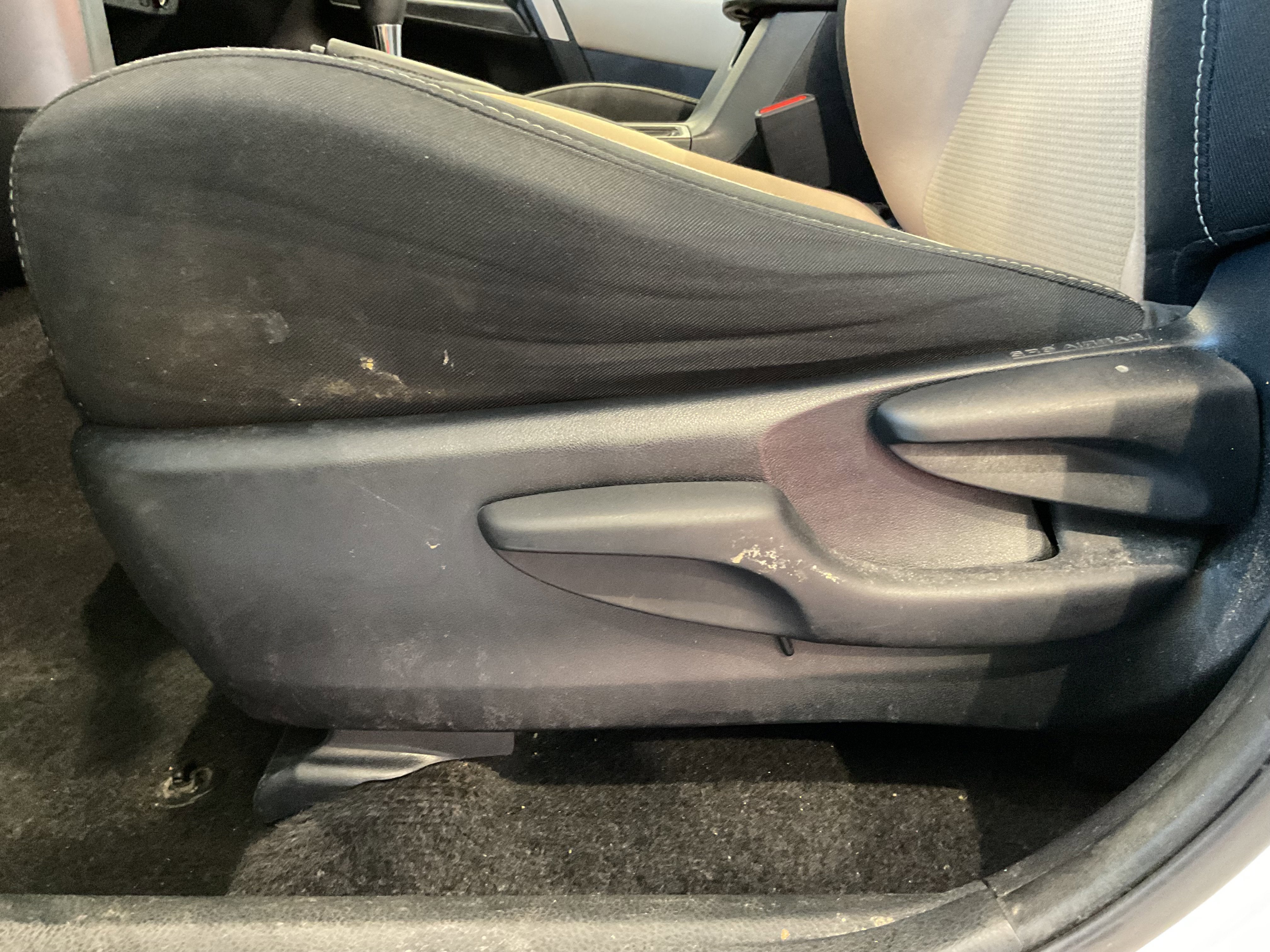 2018 Toyota RAV4 Hybrid XLE