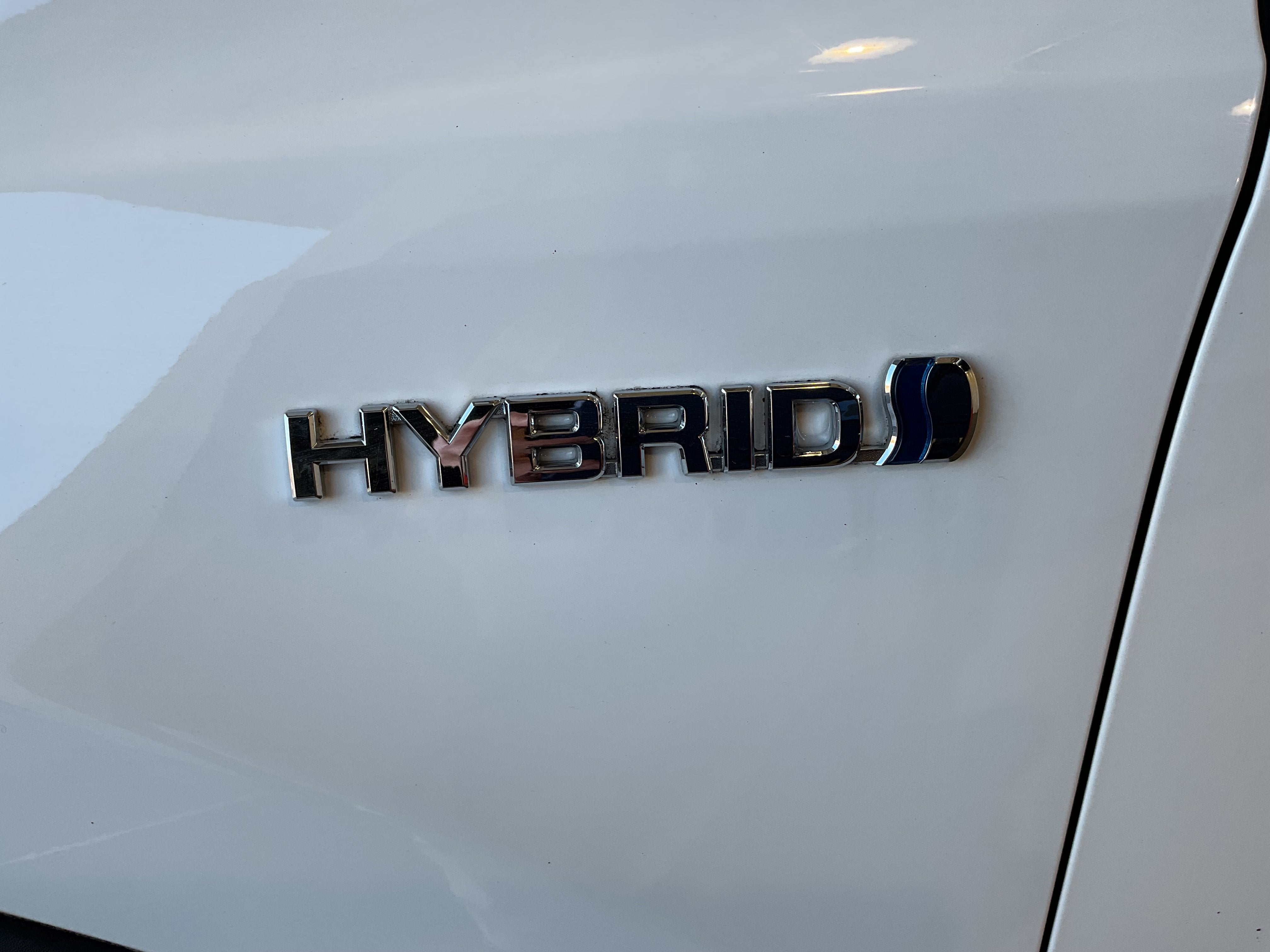 2018 Toyota RAV4 Hybrid XLE