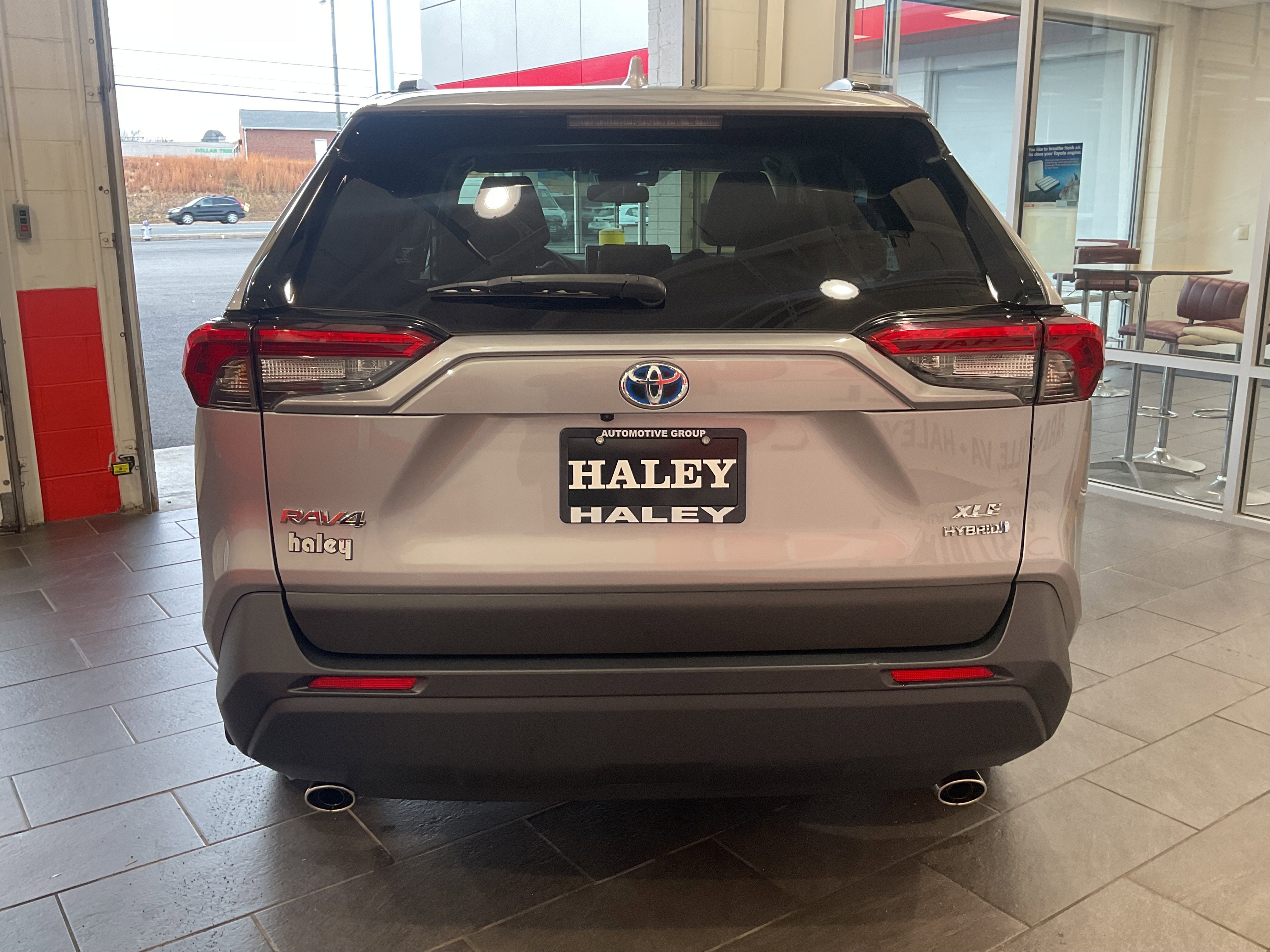 2023 Toyota RAV4 Hybrid XLE