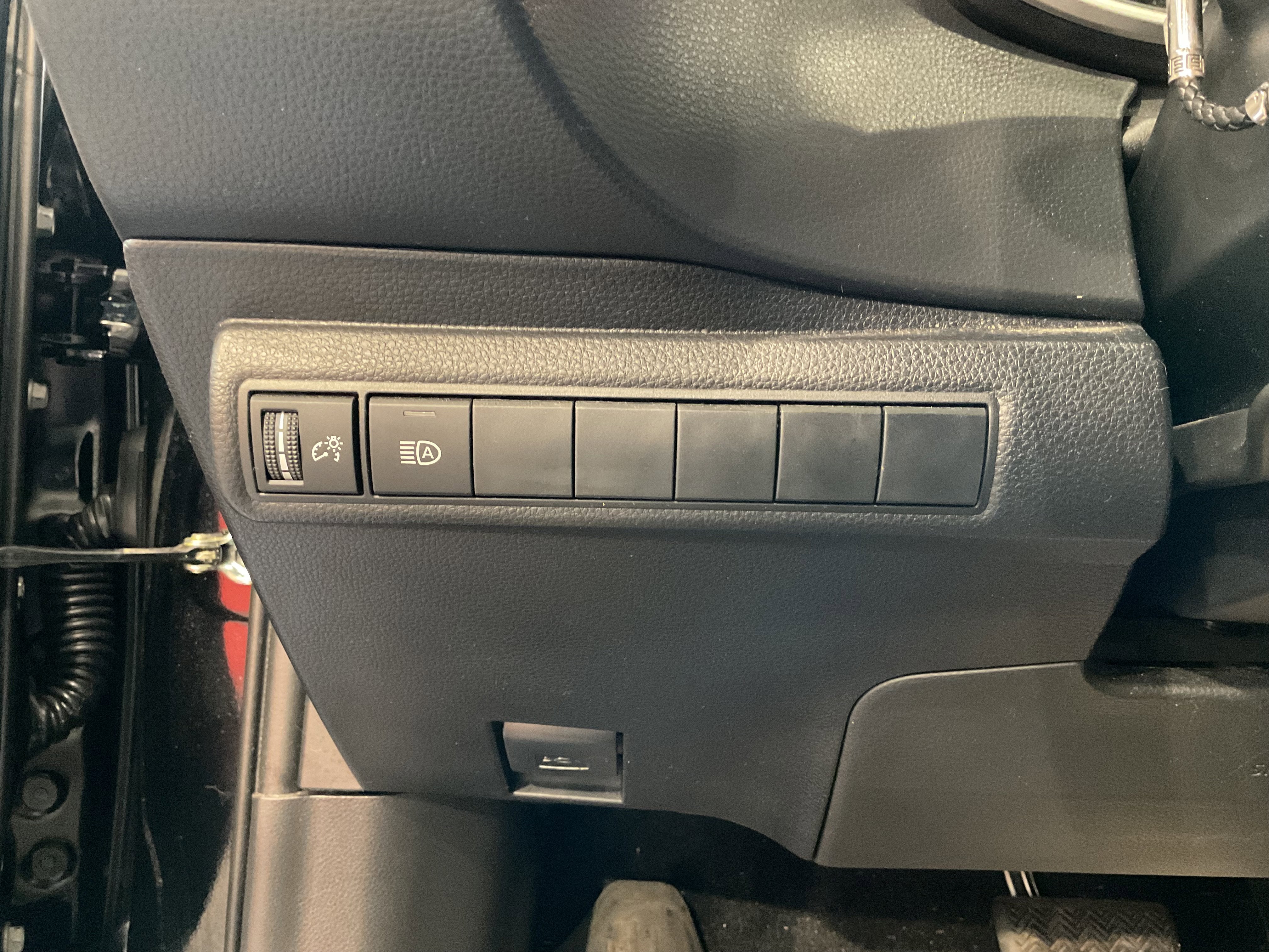 2024 Toyota Corolla Hatchback SE