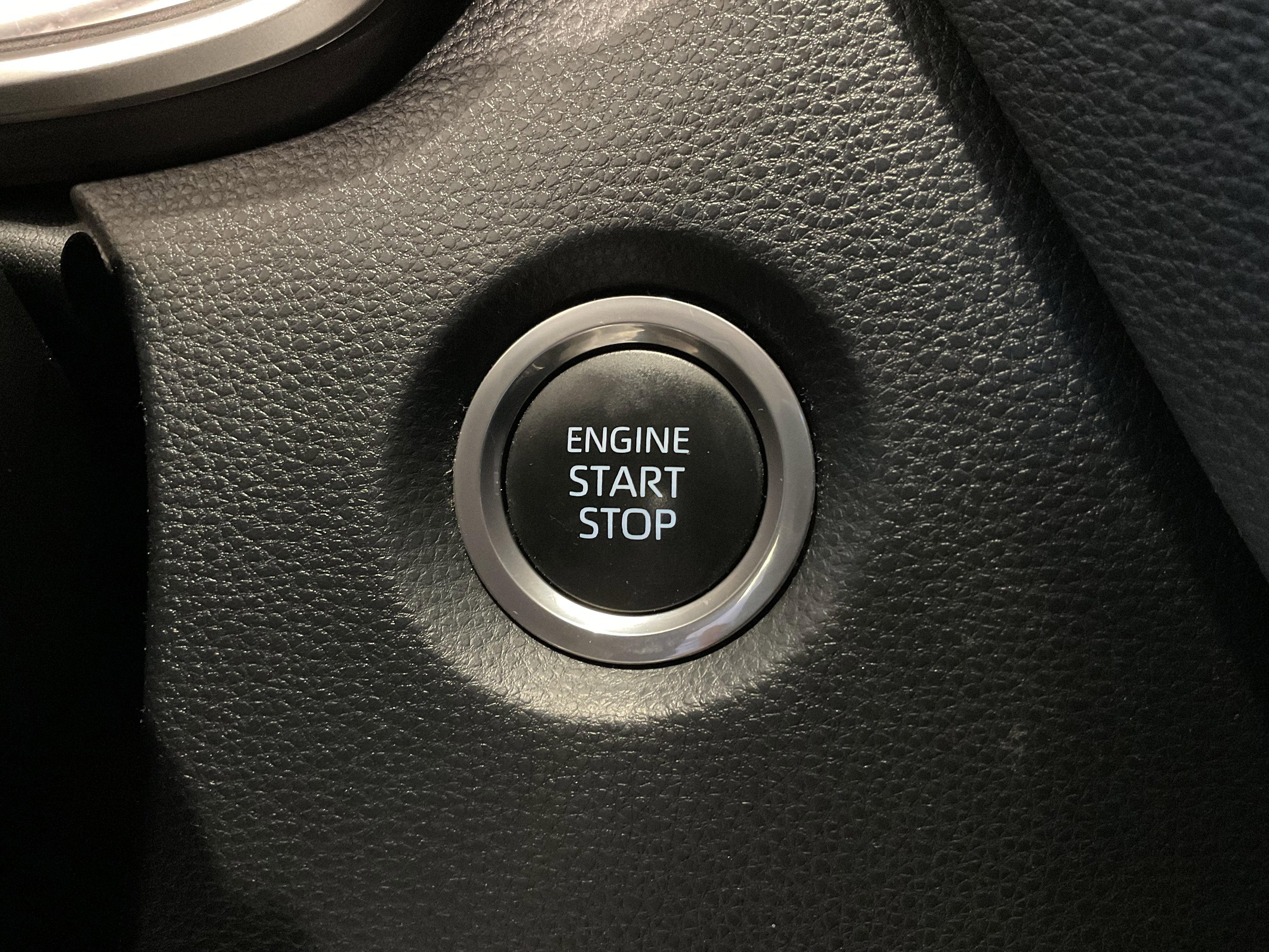 2024 Toyota Corolla Hatchback SE