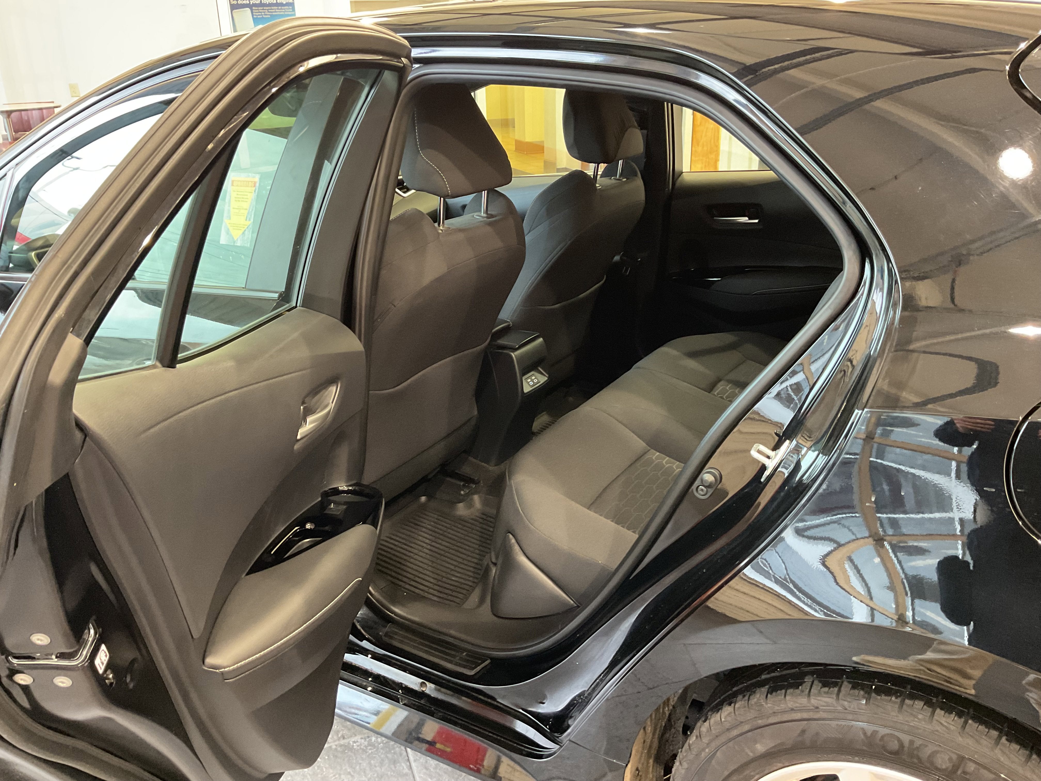 2024 Toyota Corolla Hatchback SE