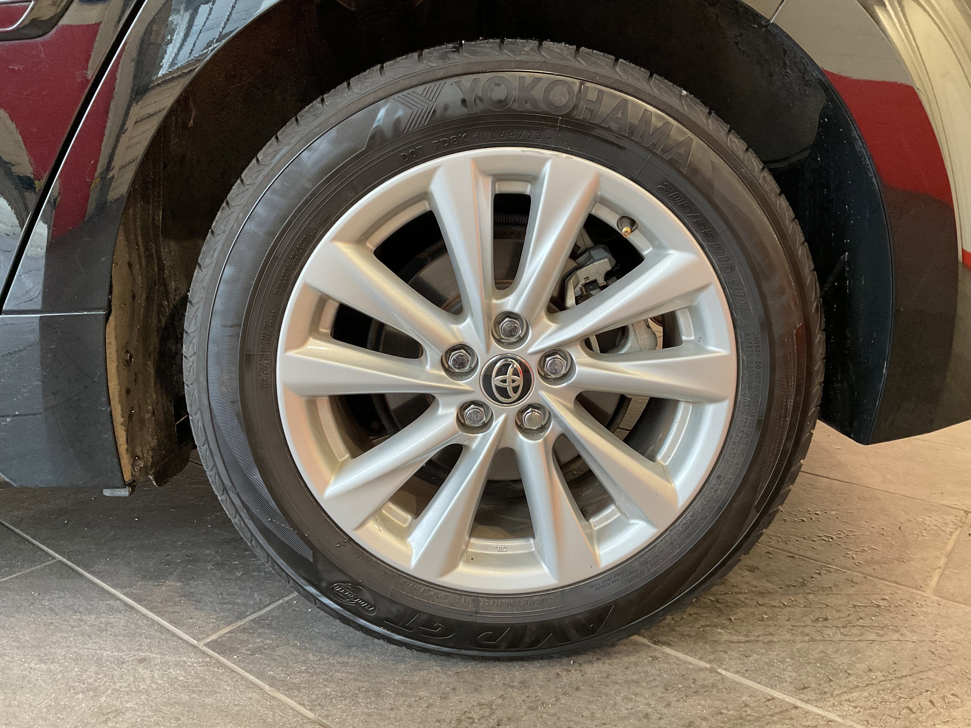 2024 Toyota Corolla Hatchback SE