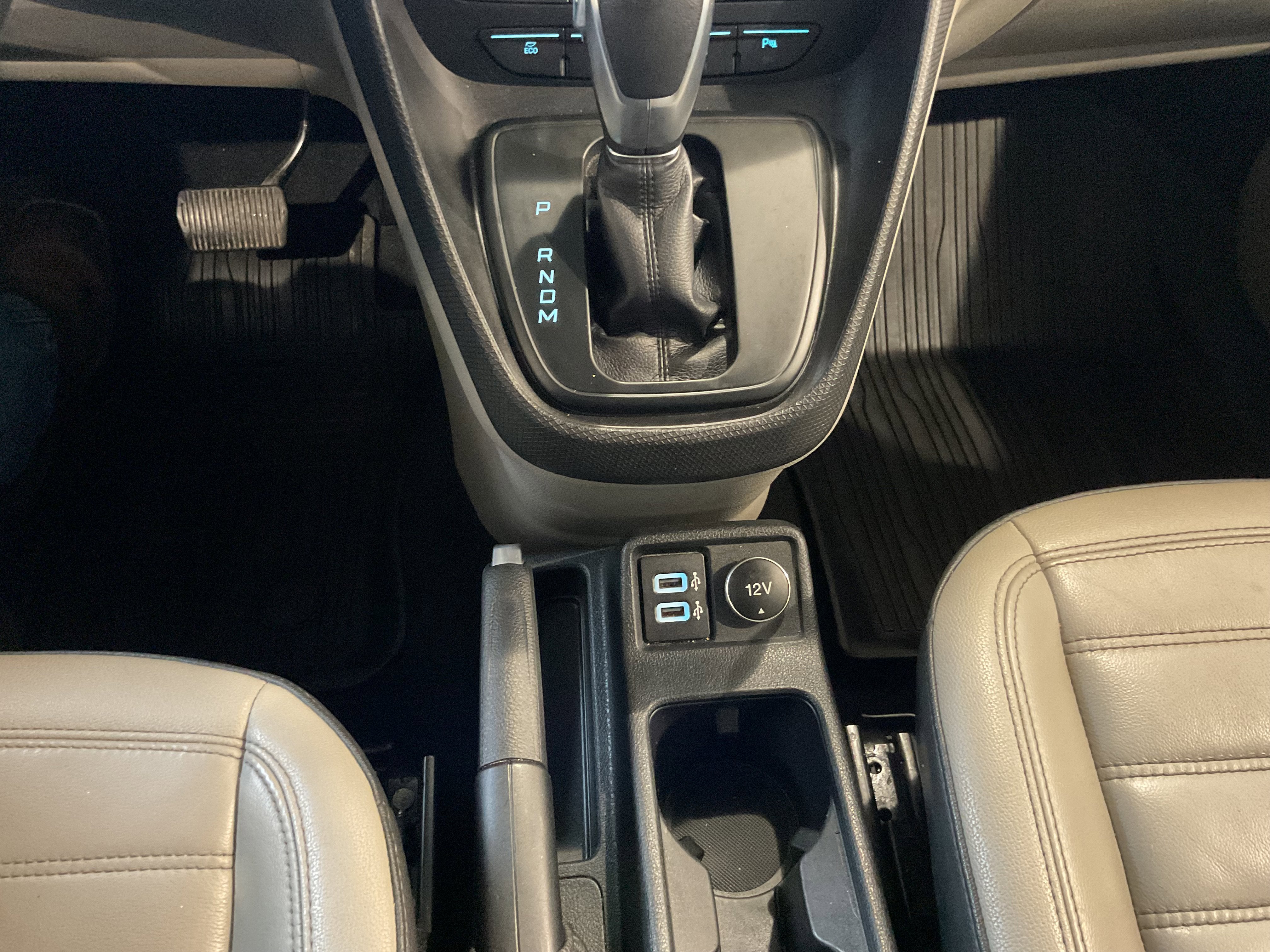 2020 Ford Transit Connect Wagon Titanium