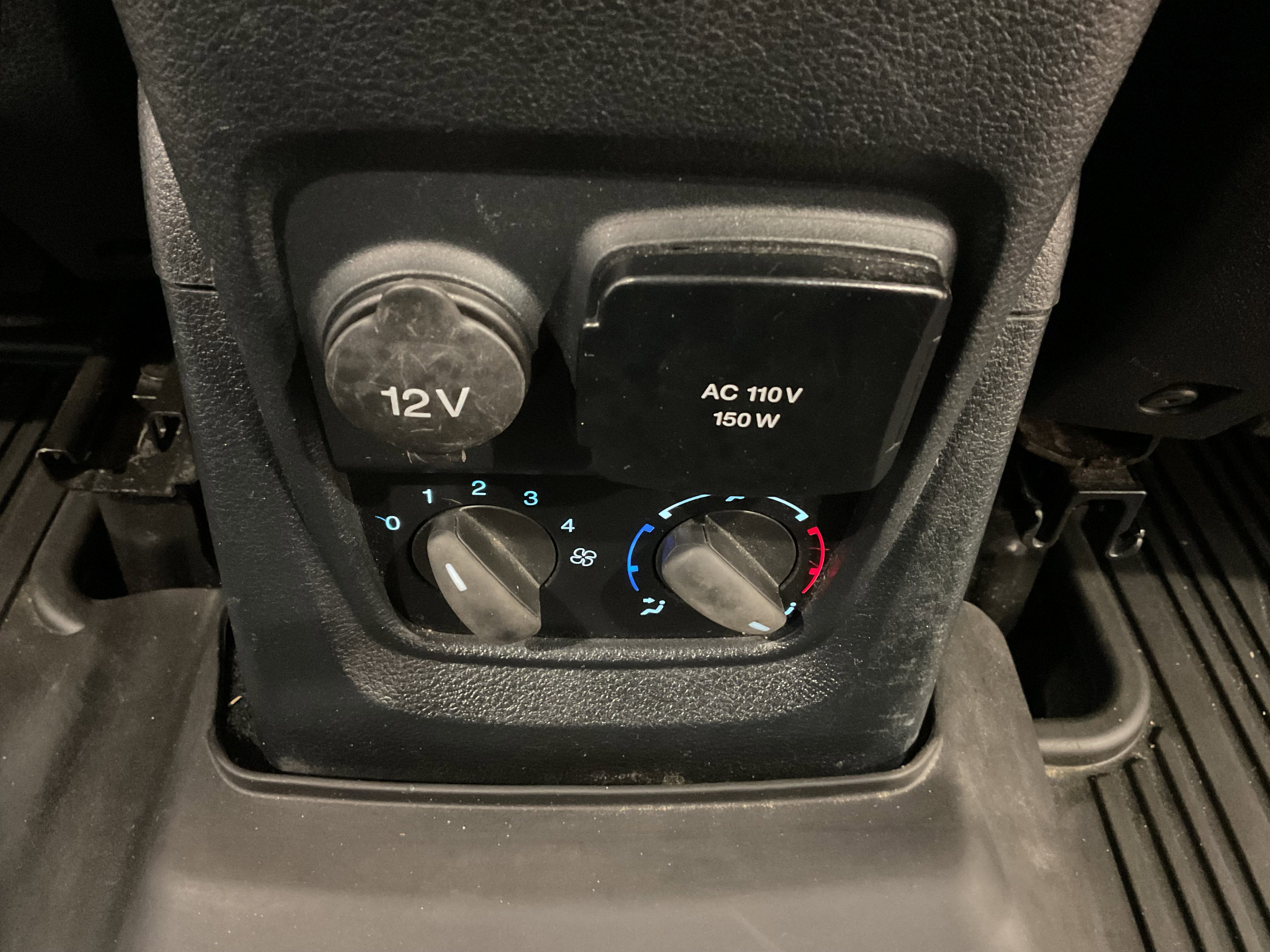 2020 Ford Transit Connect Wagon Titanium